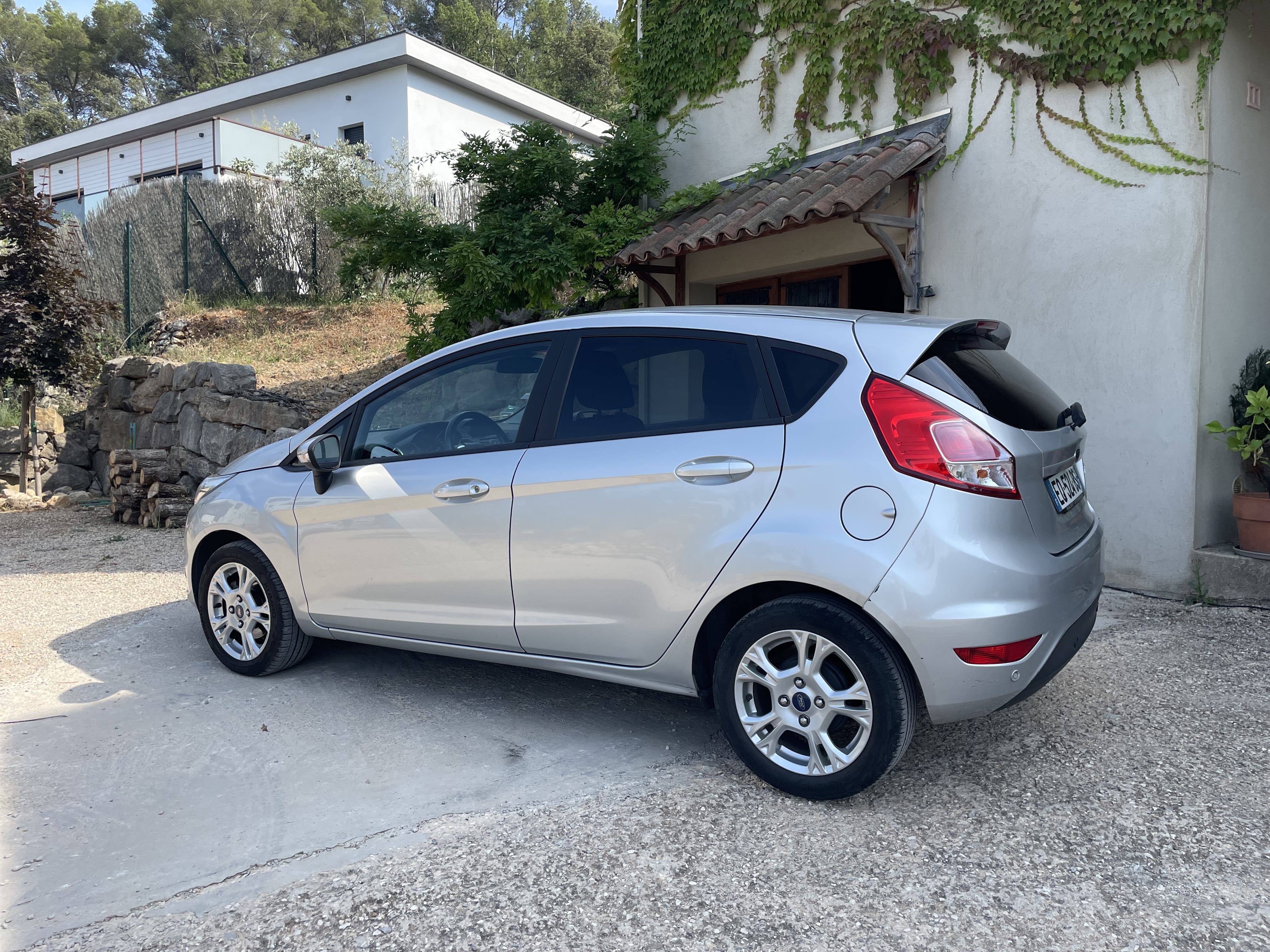 Ford Fiesta Titanium avec Climatisation