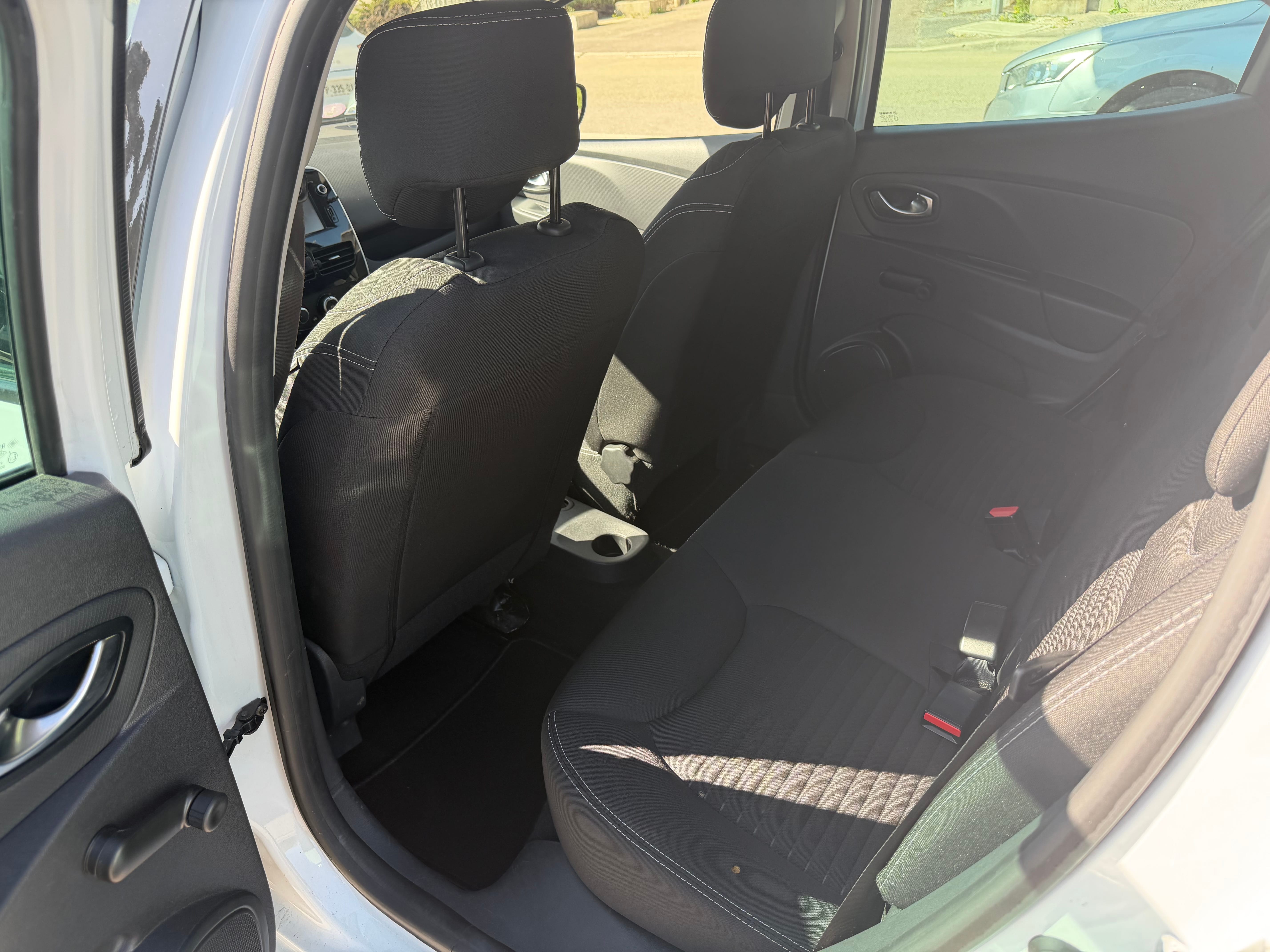 Renault Clio avec Climatisation
