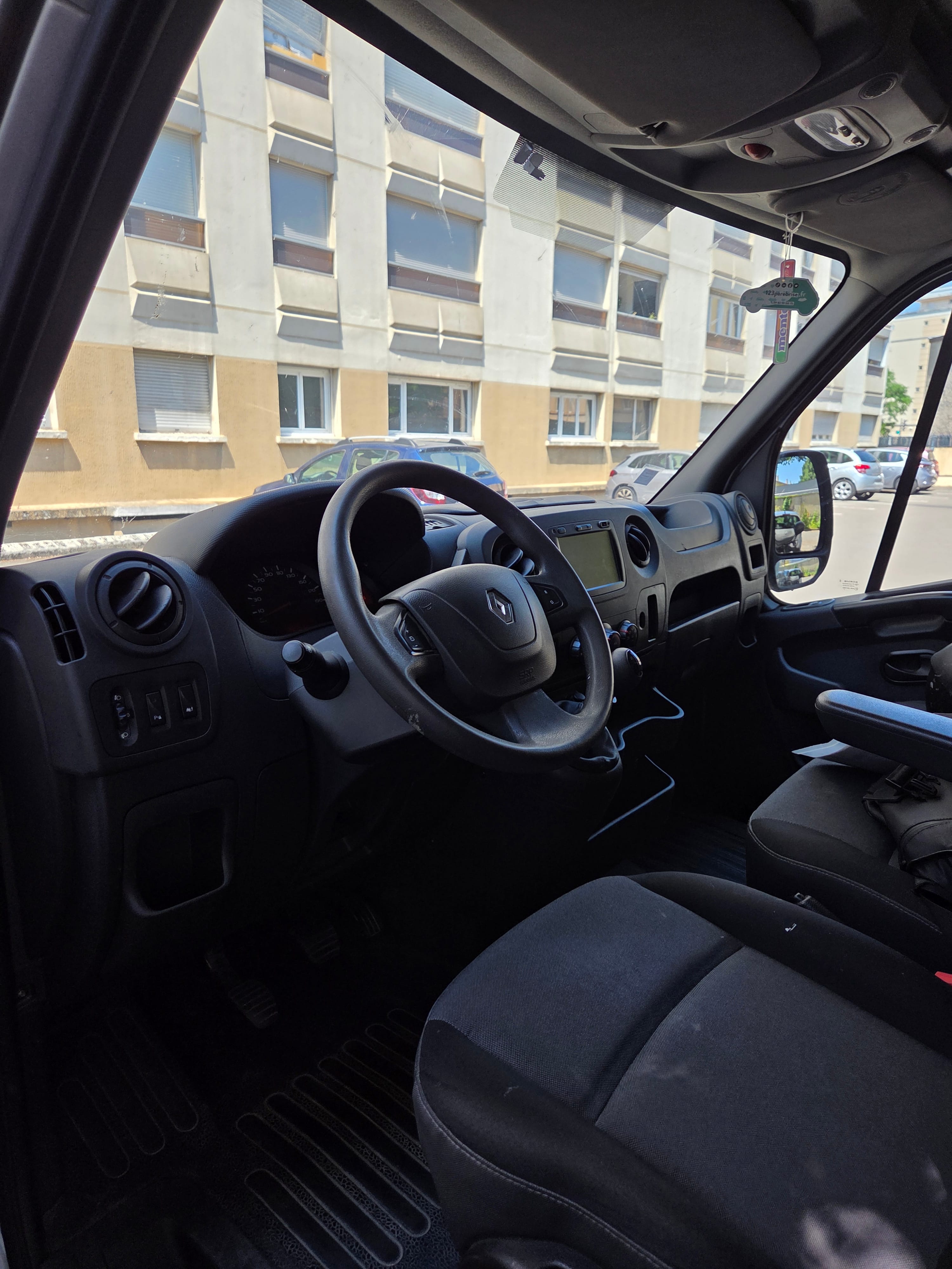 Renault Master 3, L2H2, 12m3, diable, faible consommation. con Control de velocidad