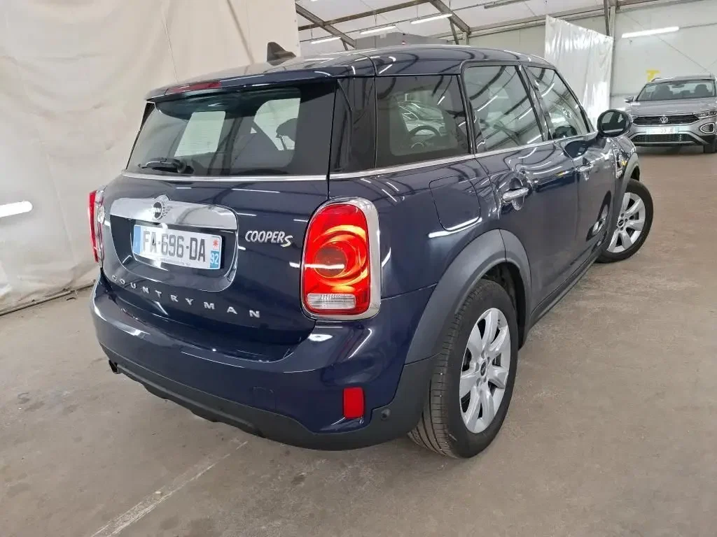 Mini Countryman Cooper SE with Backup camera