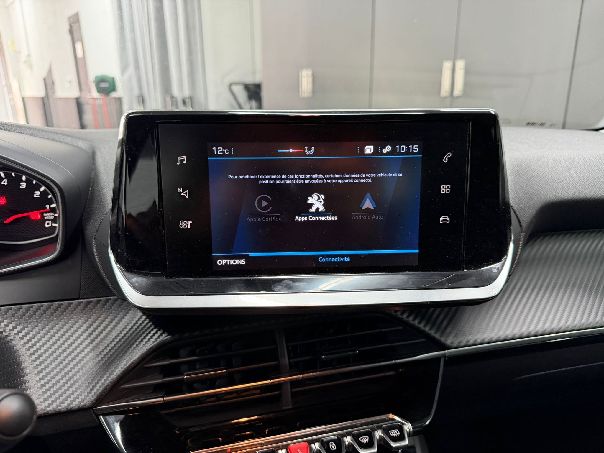 Peugeot 208 con Audio Bluetooth