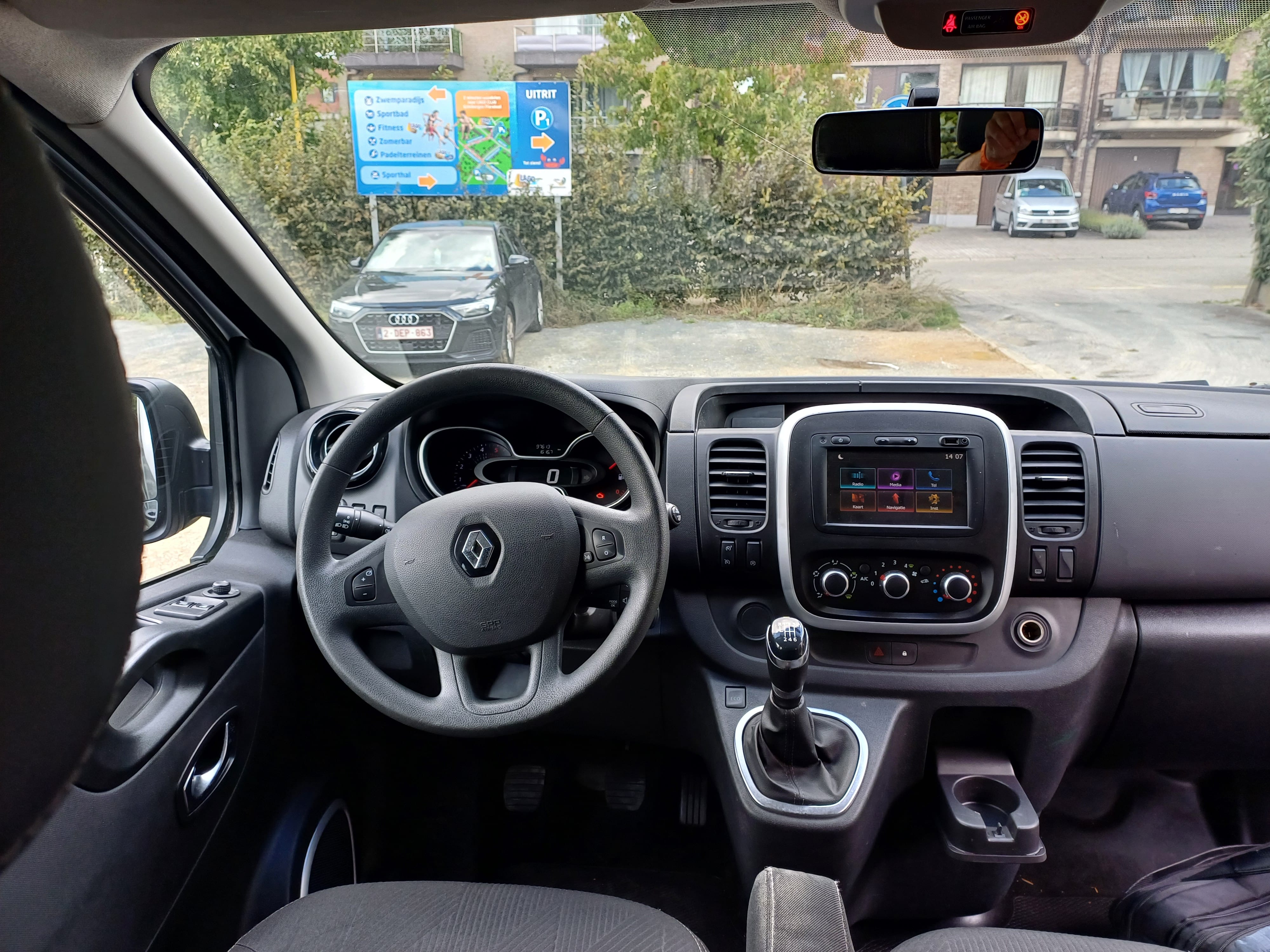 Renault Trafic Passenger met Cruise control