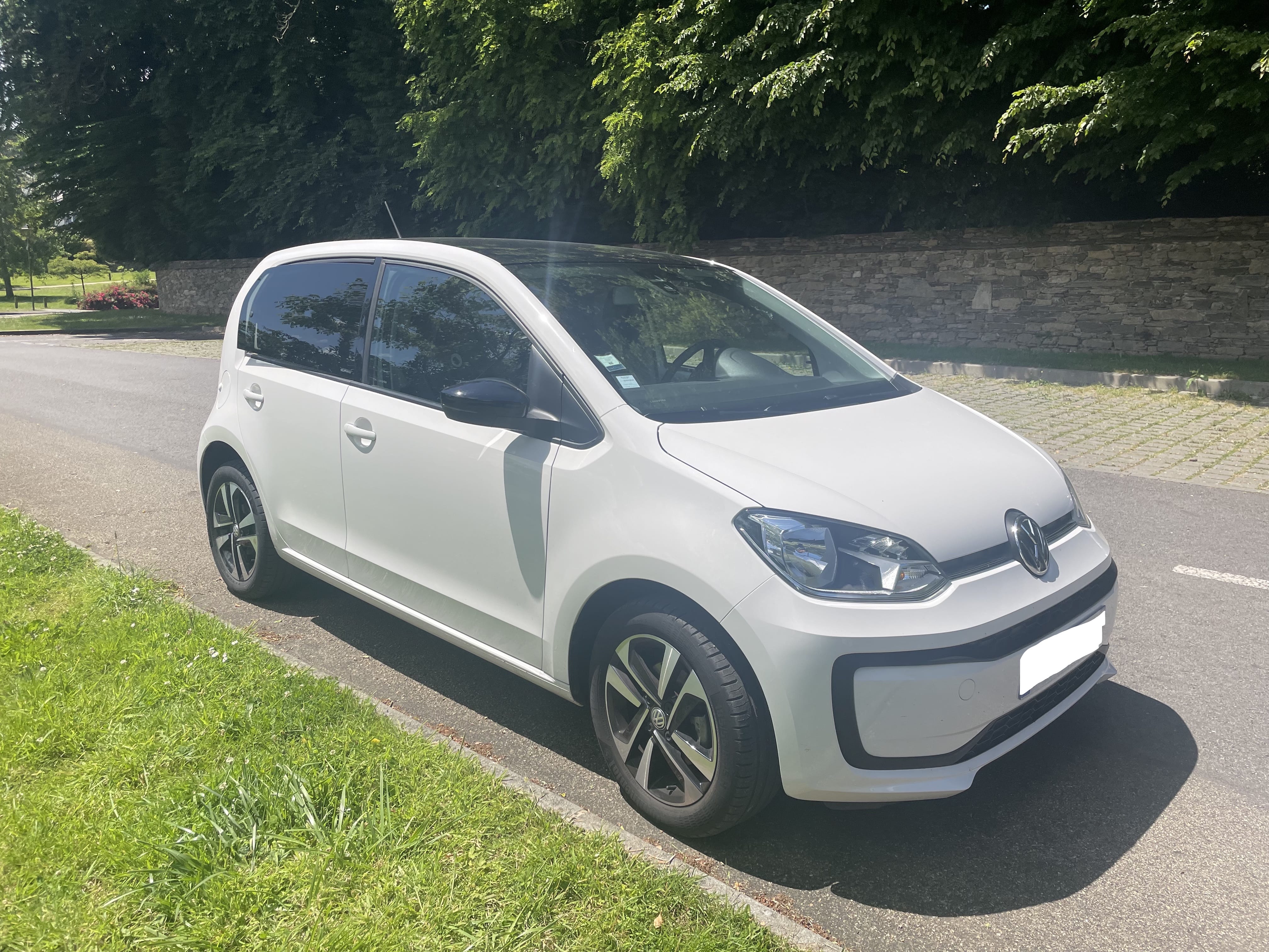Volkswagen Up!, 2020, Essence 95