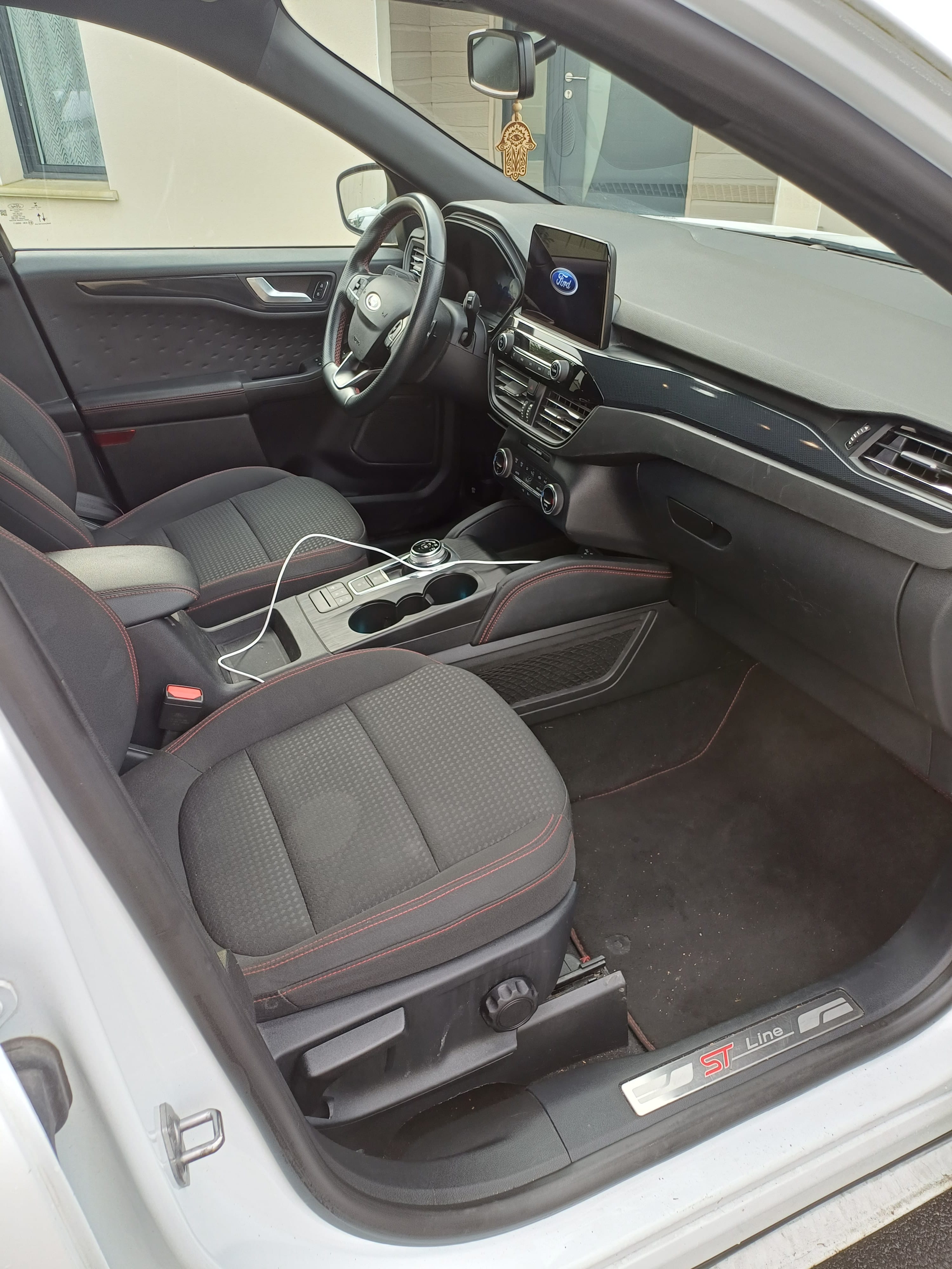 Ford Kuga avec Régulateur de vitesse