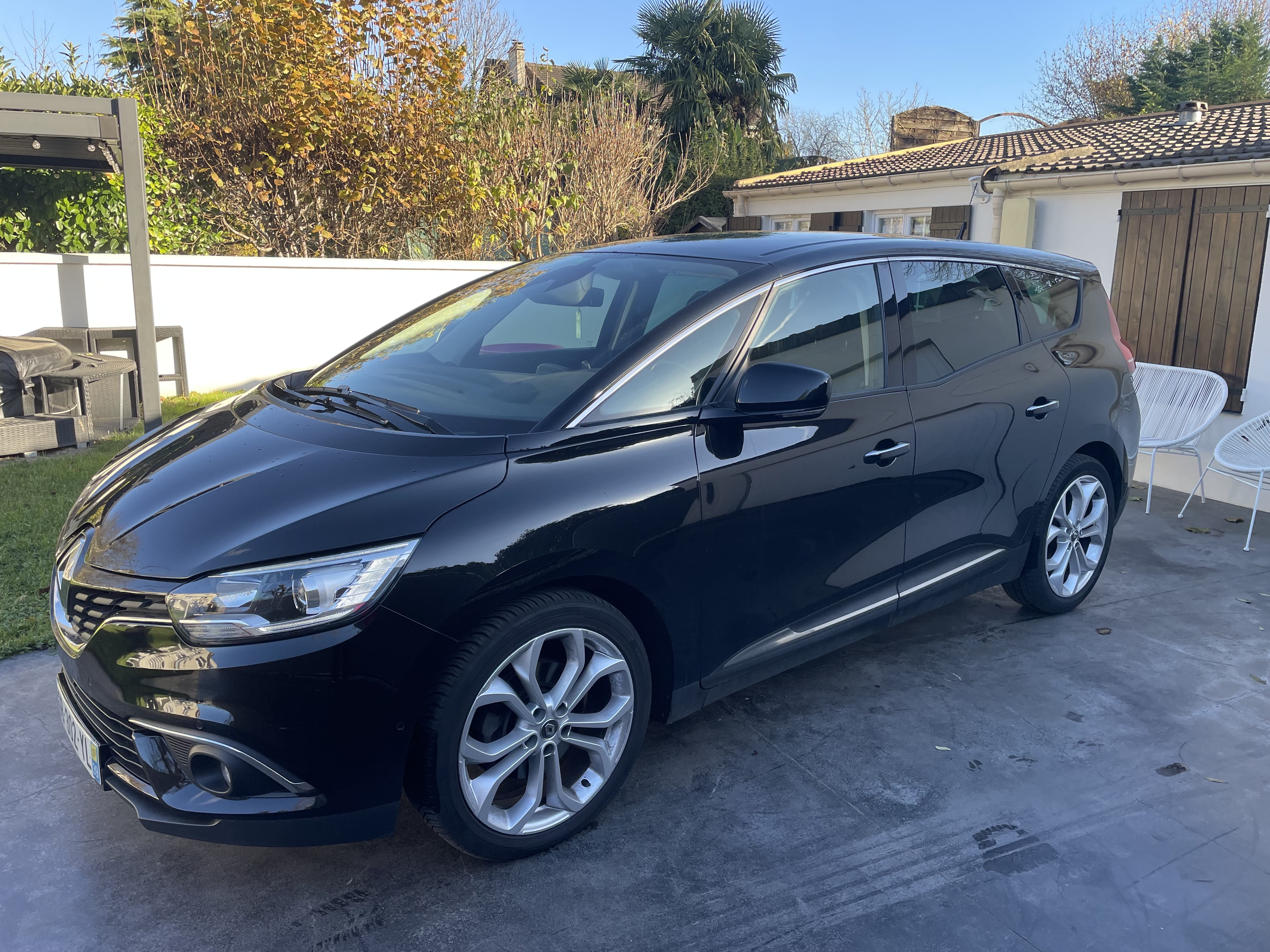 Renault Scenic, 2021, Diesel, automatique, 7 places