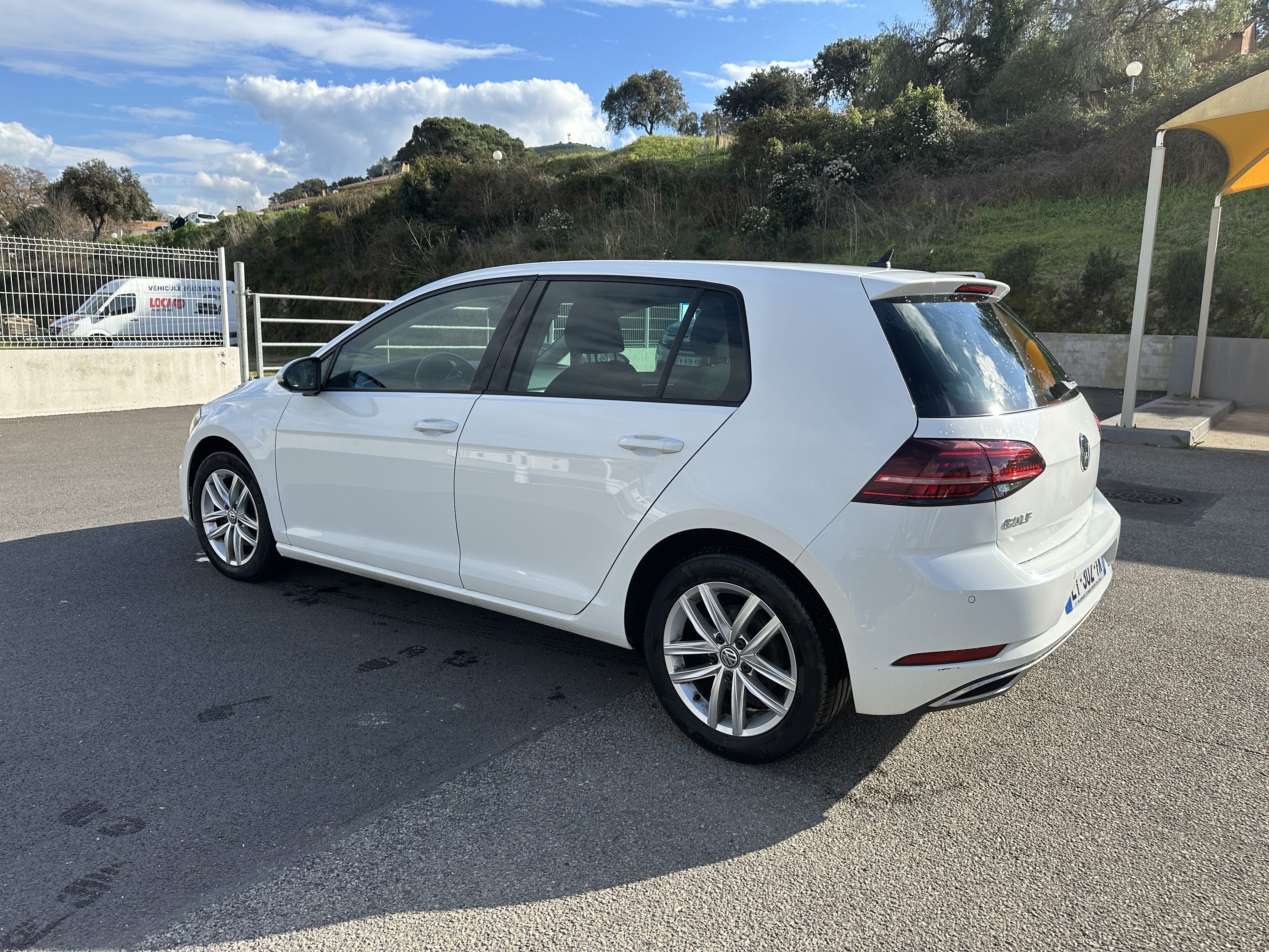 Volkswagen Golf avec GPS