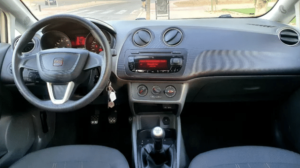 Seat Ibiza Copa White TSI con Audio Bluetooth