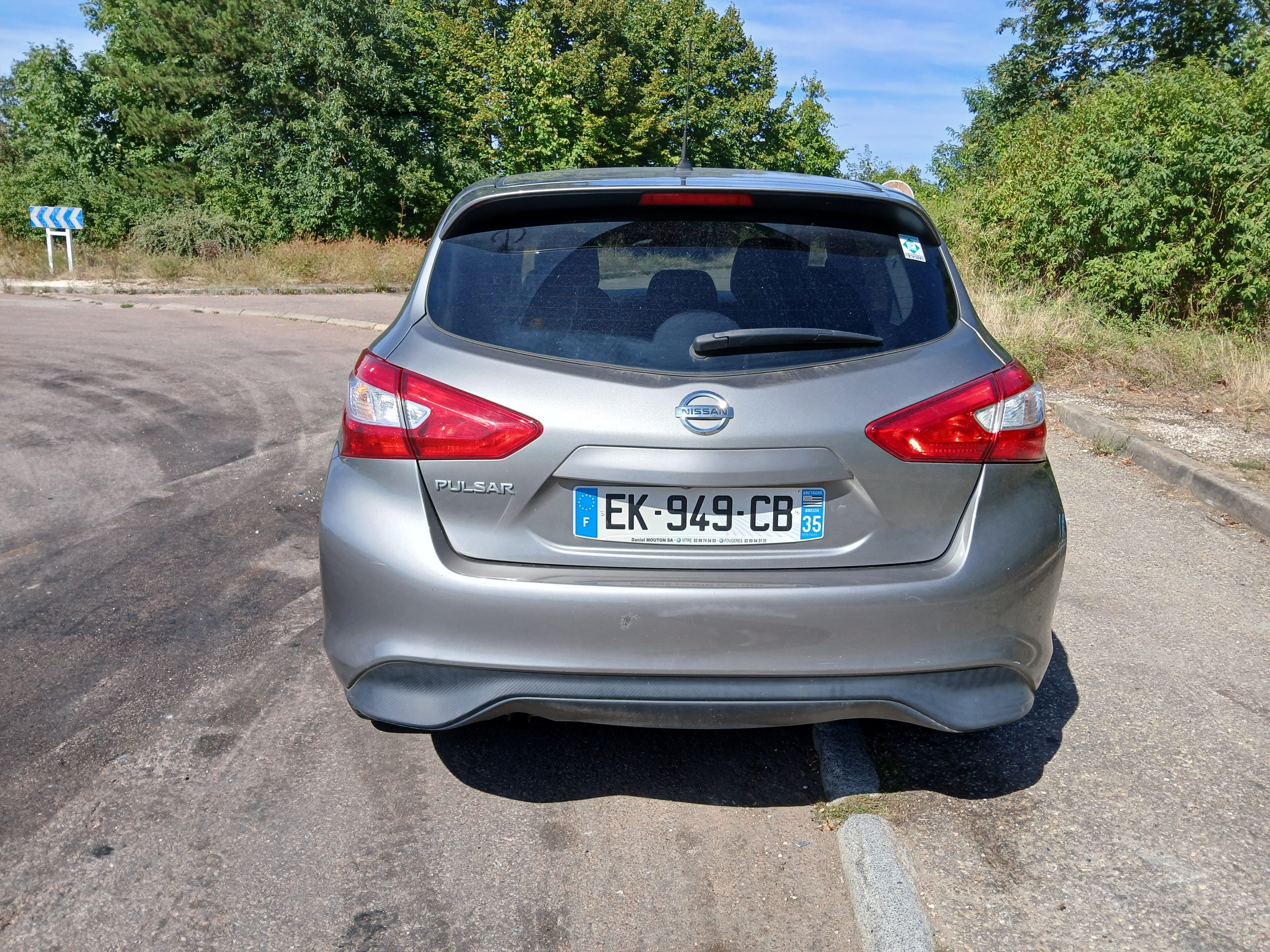 Nissan Pulsar avec GPS