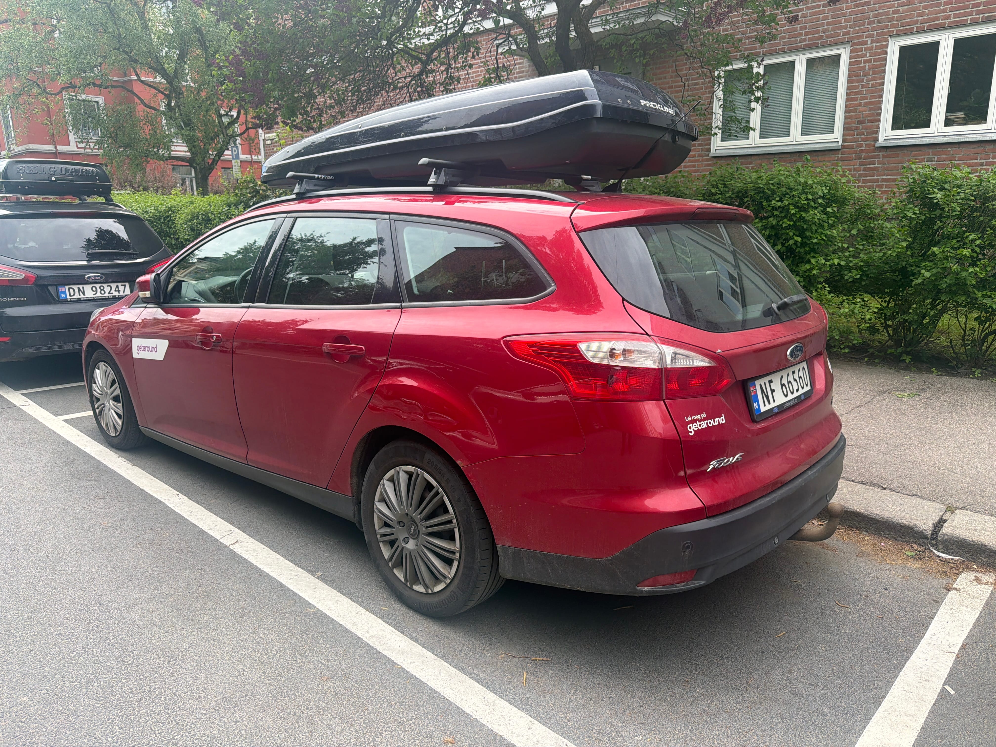Ford Focus SW mit Navigationsgerät