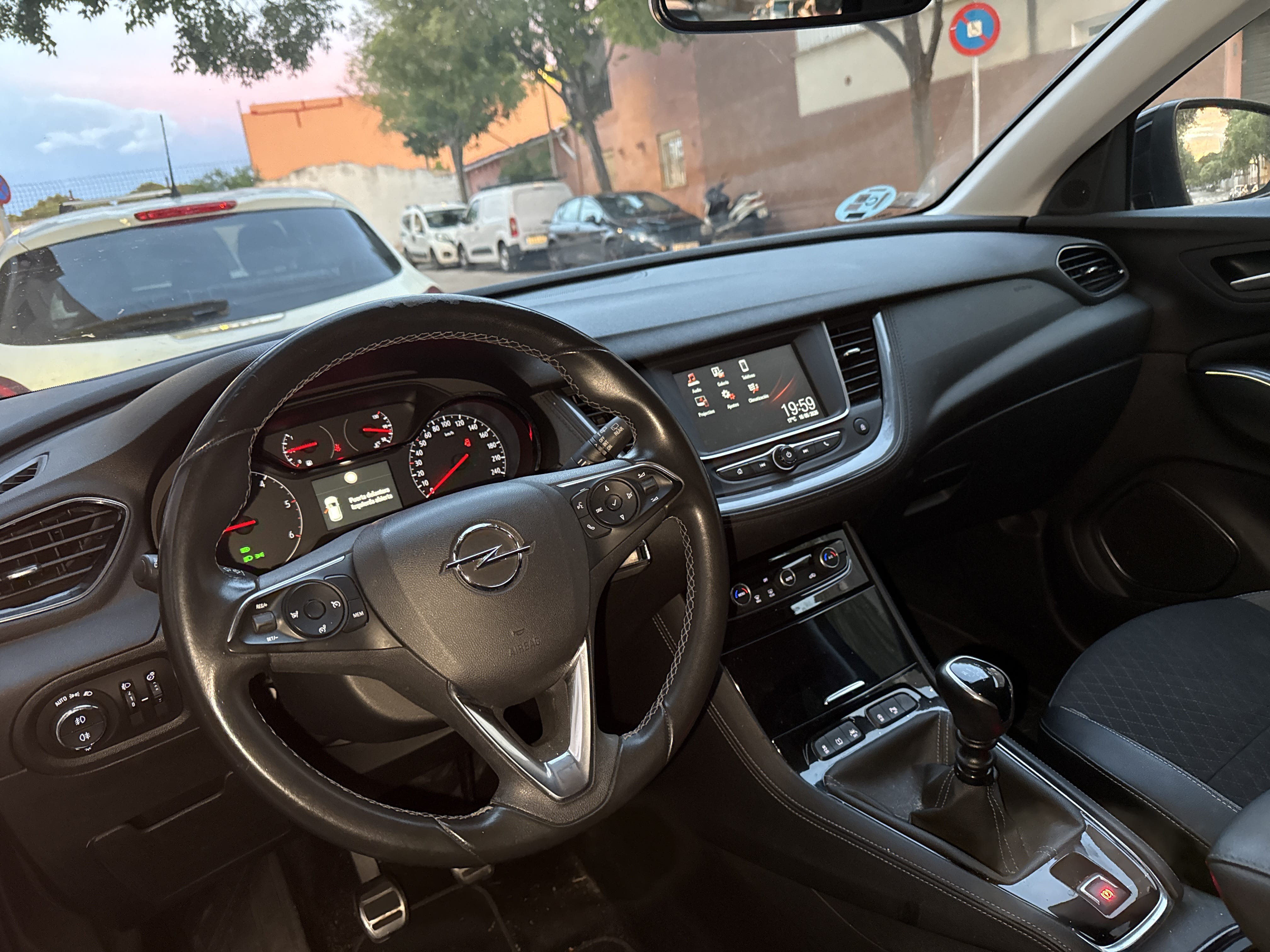 Opel Grandland X med Ryggekamera