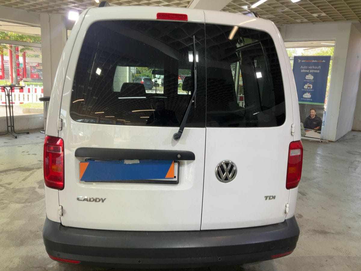 Volkswagen Caddy Van mit Klimaanlage