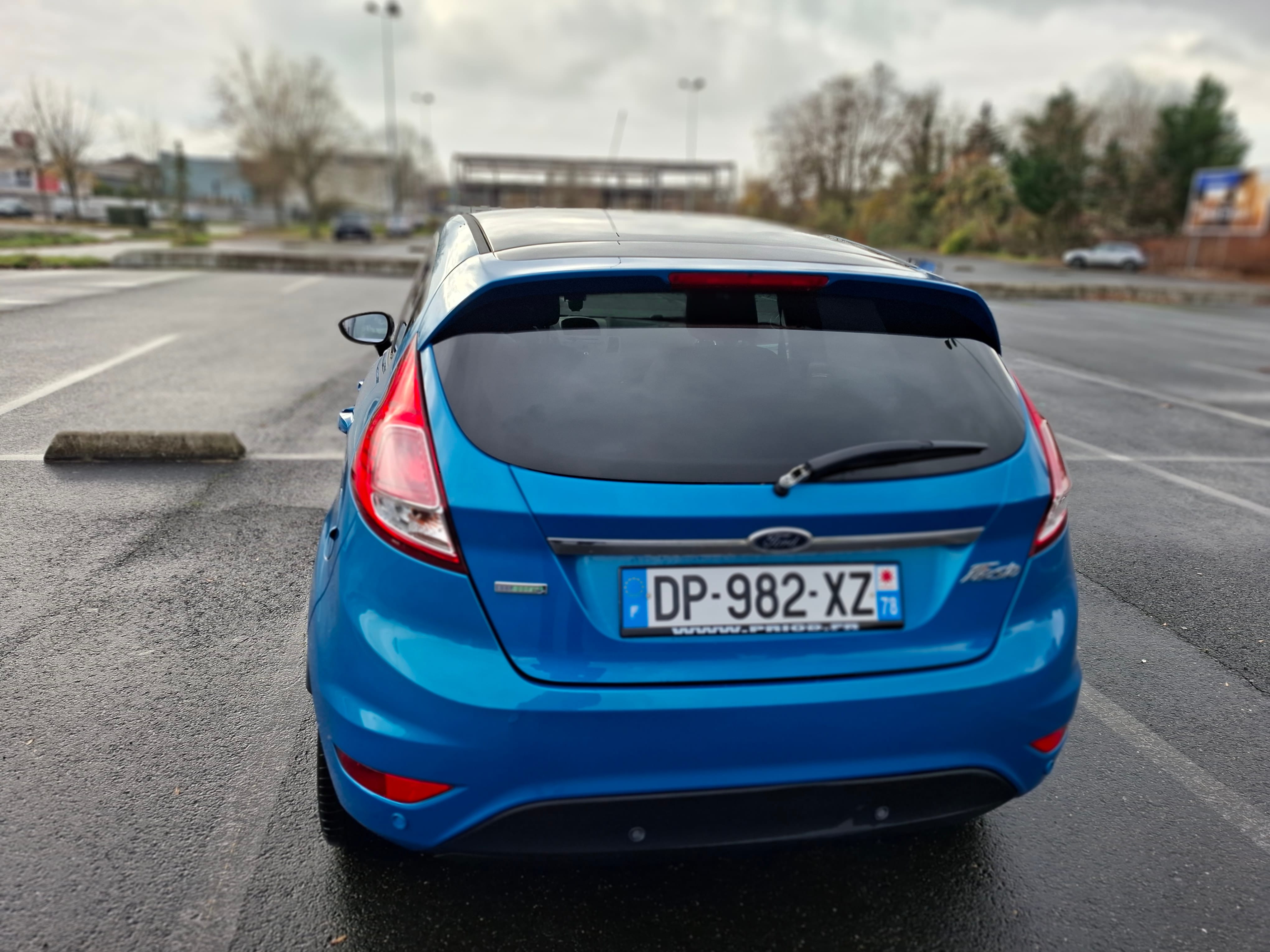 Ford Fiesta avec Entrée audio / iPod
