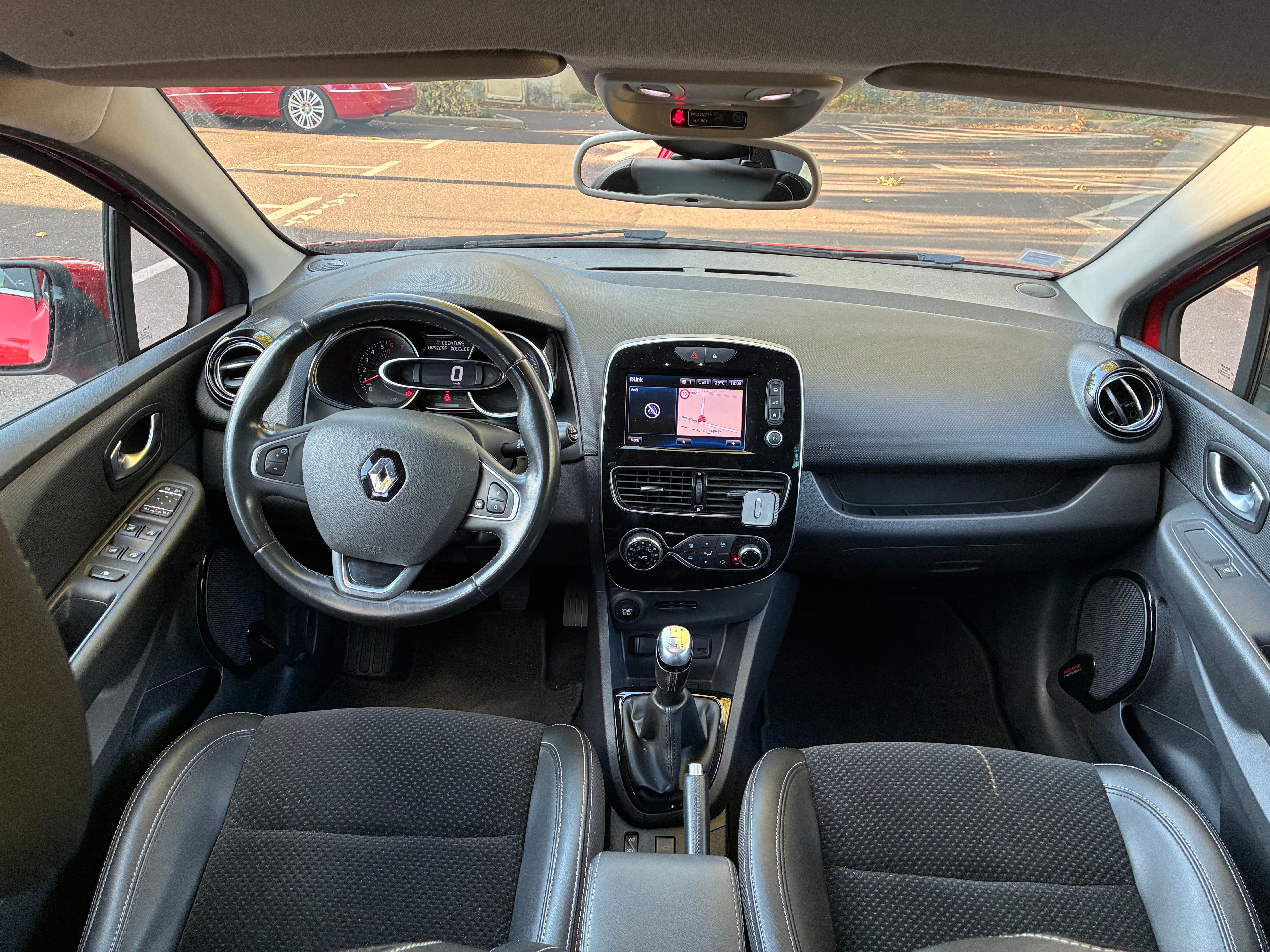 Renault Clio avec GPS