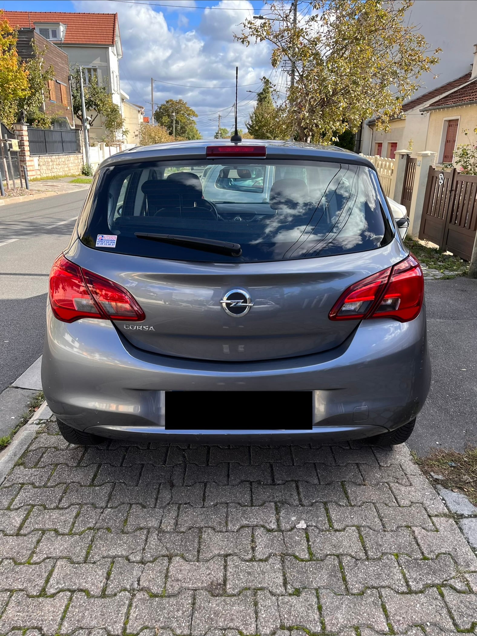 Opel Corsa 1.4 Twinport 90 ch avec Autoradio