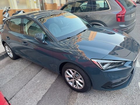 Seat Leon, 2024, Essence 95