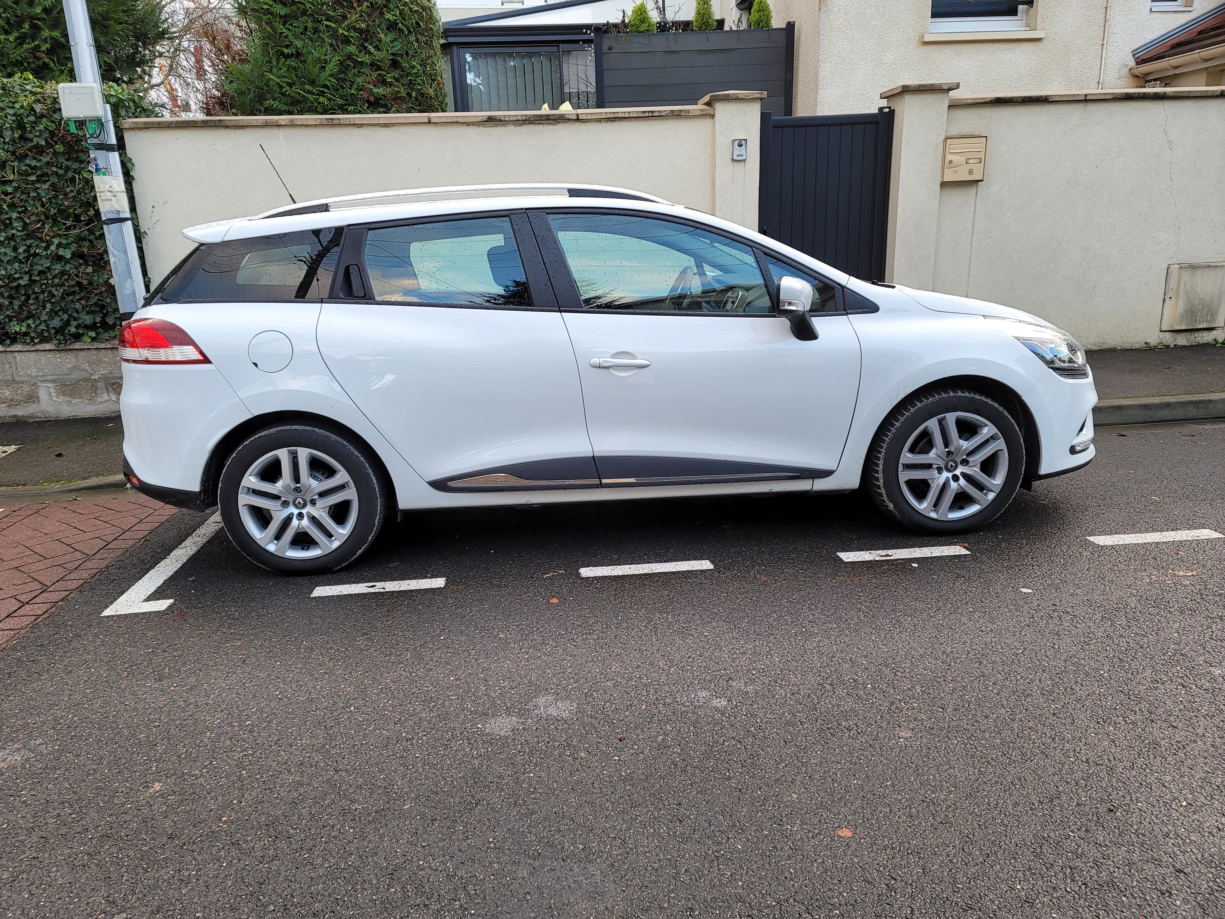 Renault Clio Estate  Athis-Mons - FC061BB avec Climatisation