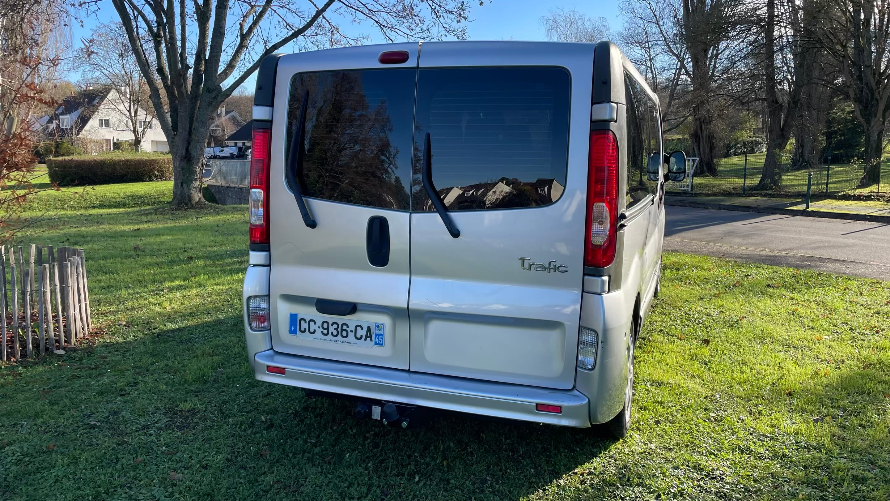 Renault Trafic Passenger avec Attelage