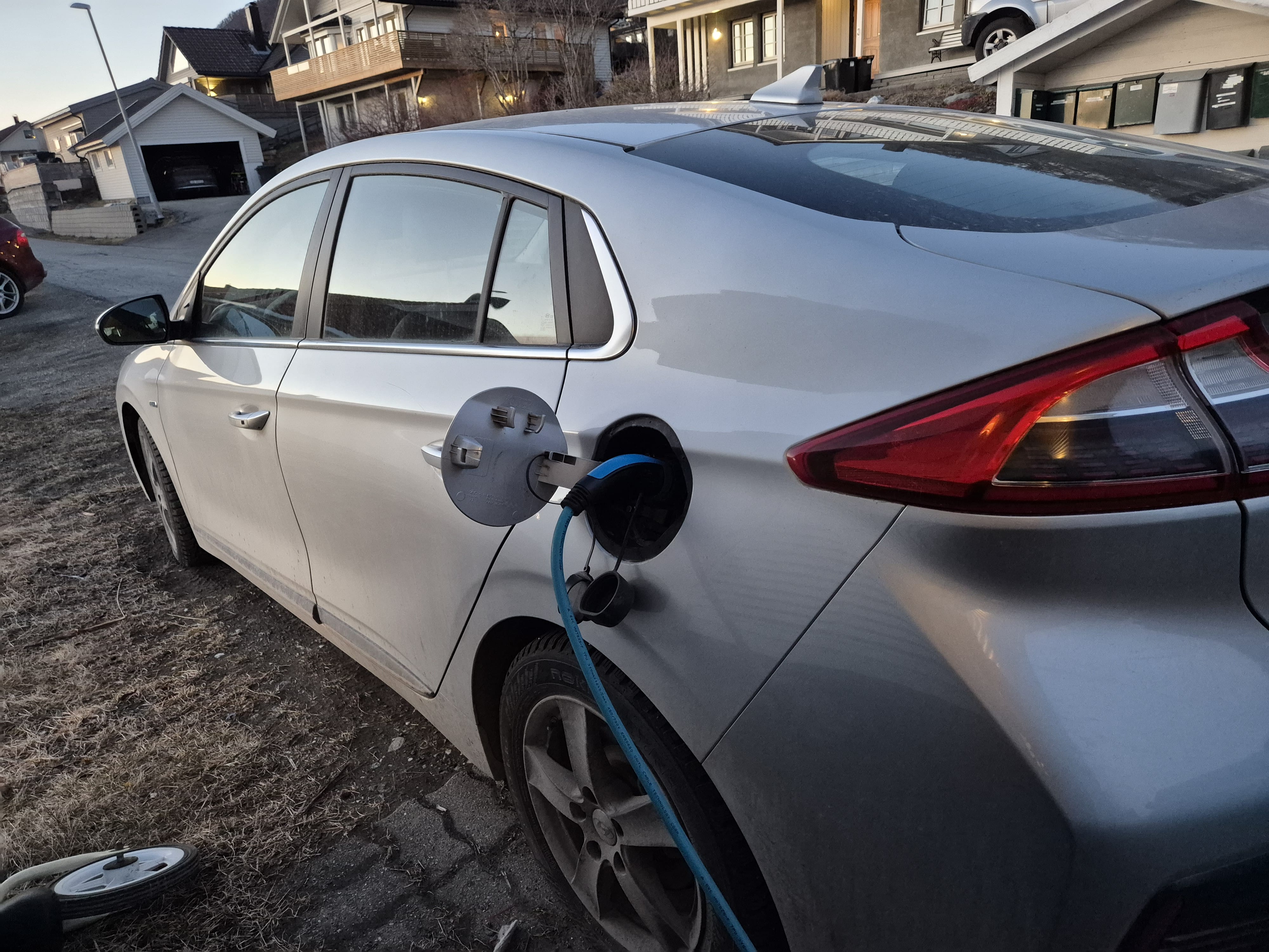 Hyundai Ioniq con Audio Bluetooth