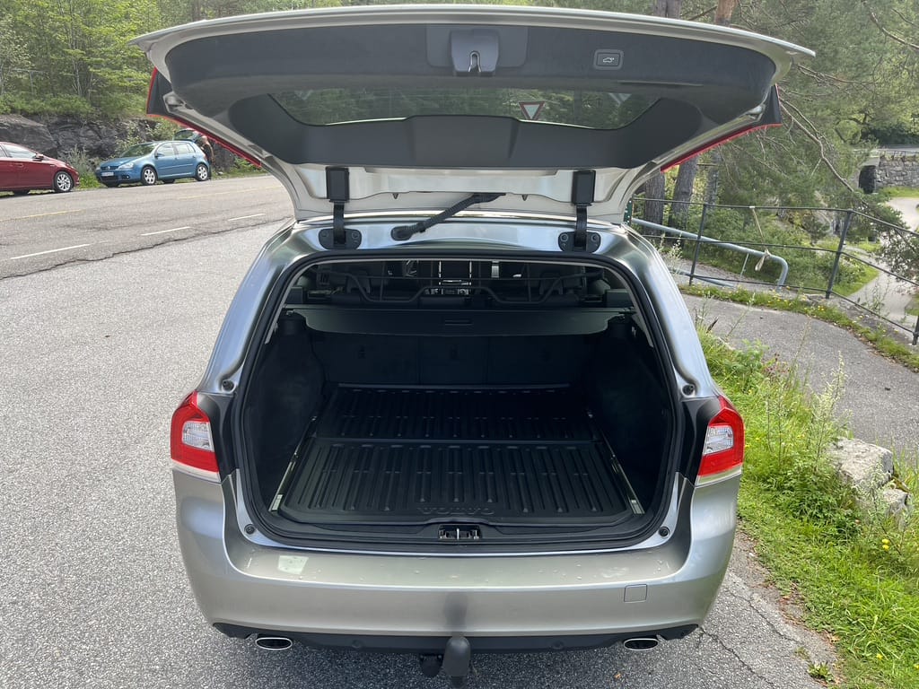 Volvo V70 2.0, 181 hk med USB ladeuttak