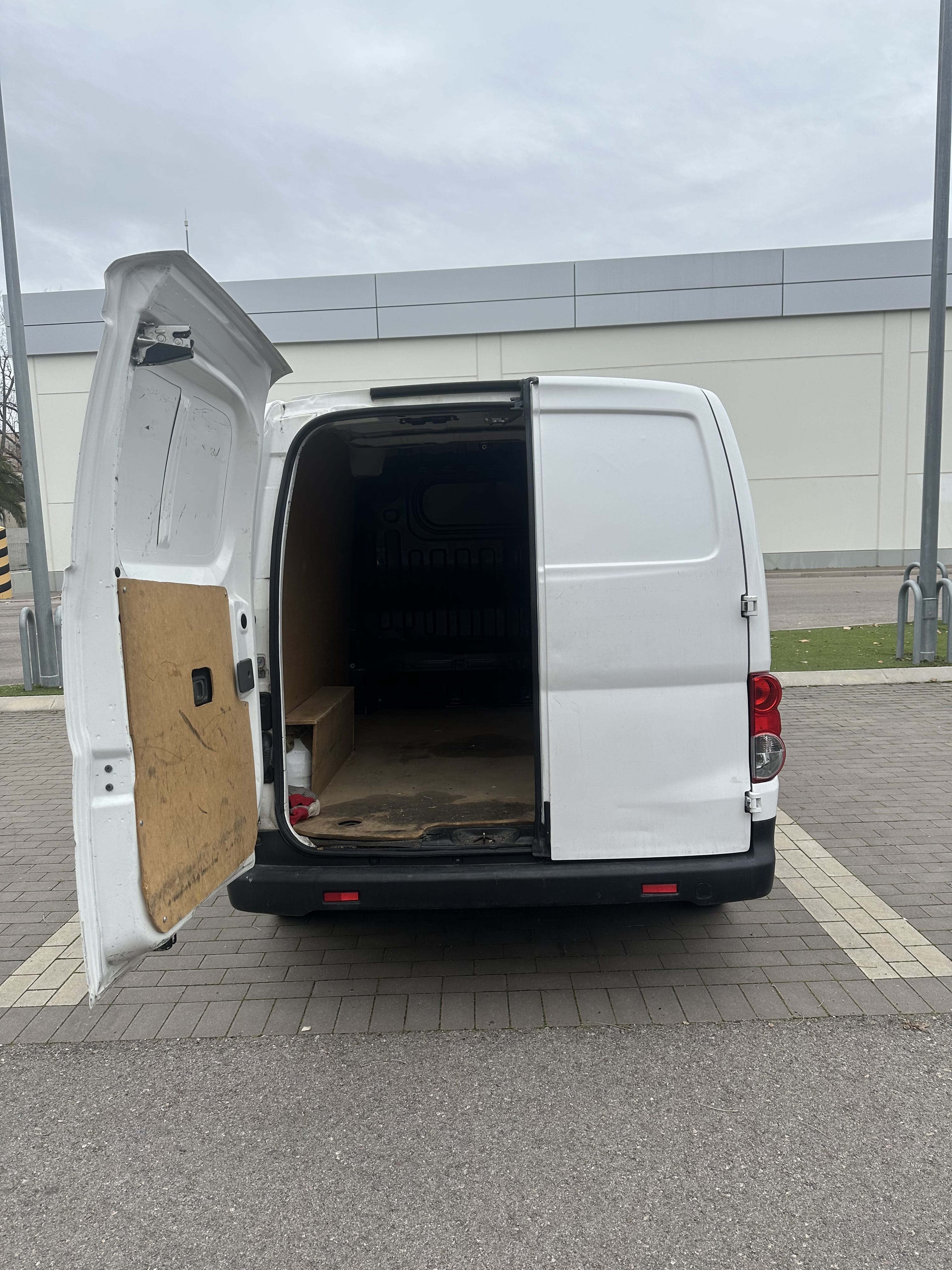 Nissan NV200