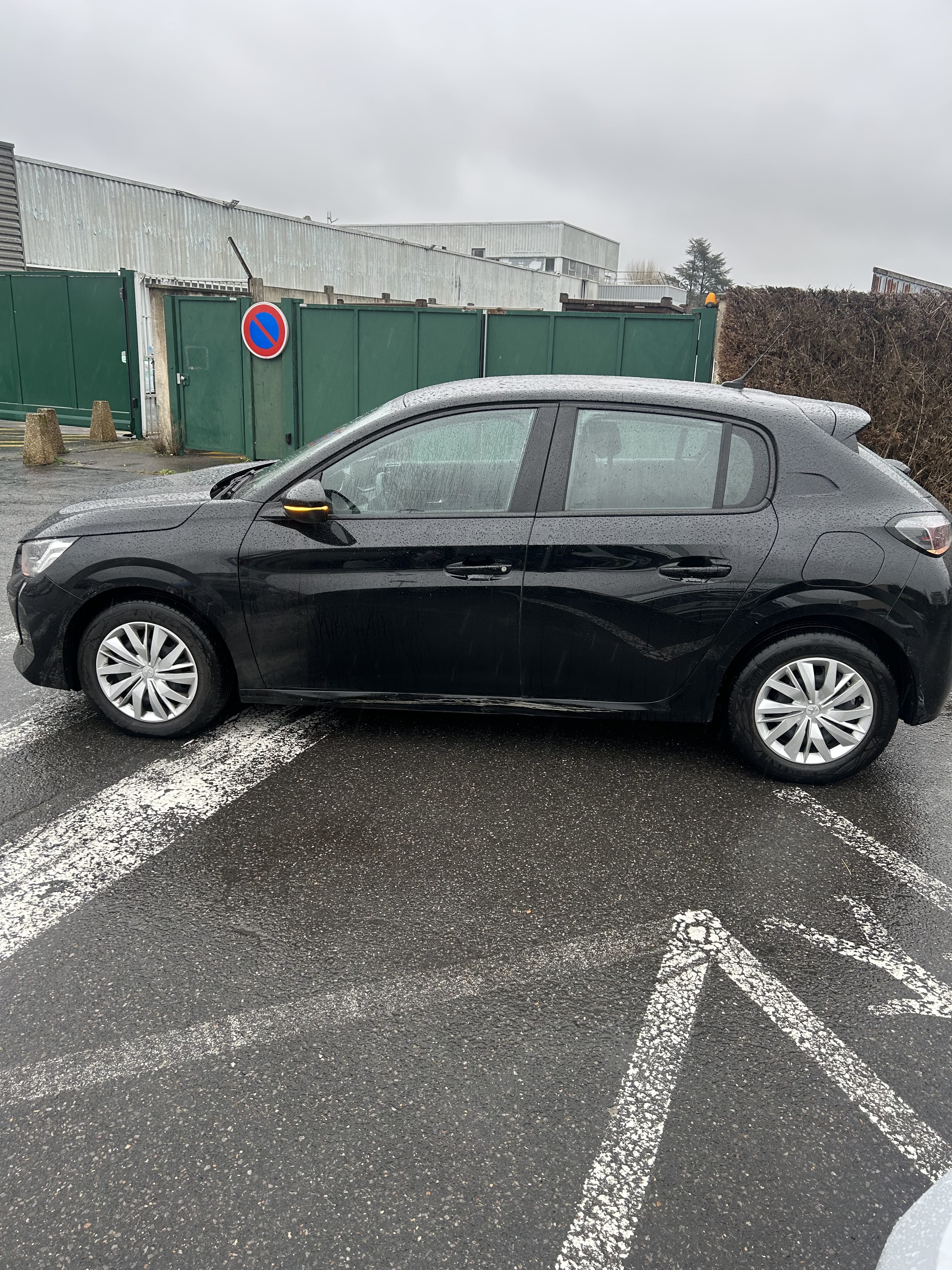 Peugeot 208 avec Climatisation