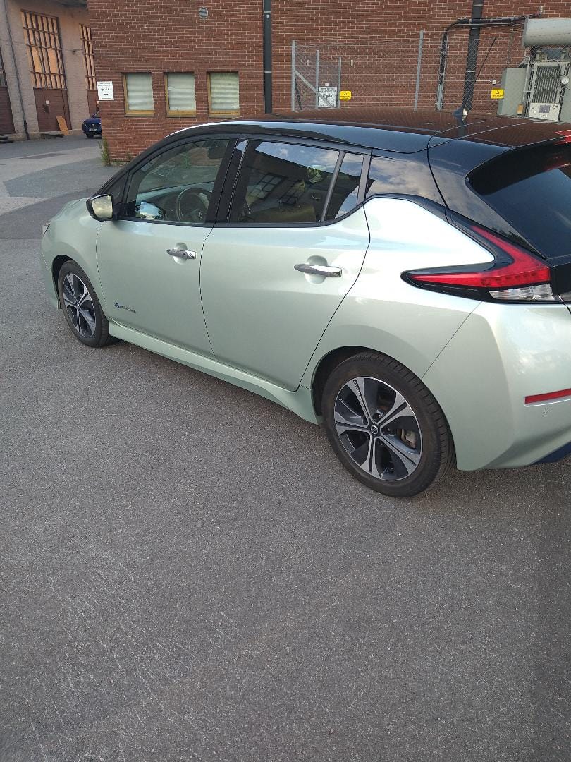 Nissan Leaf med Bluetooth audio