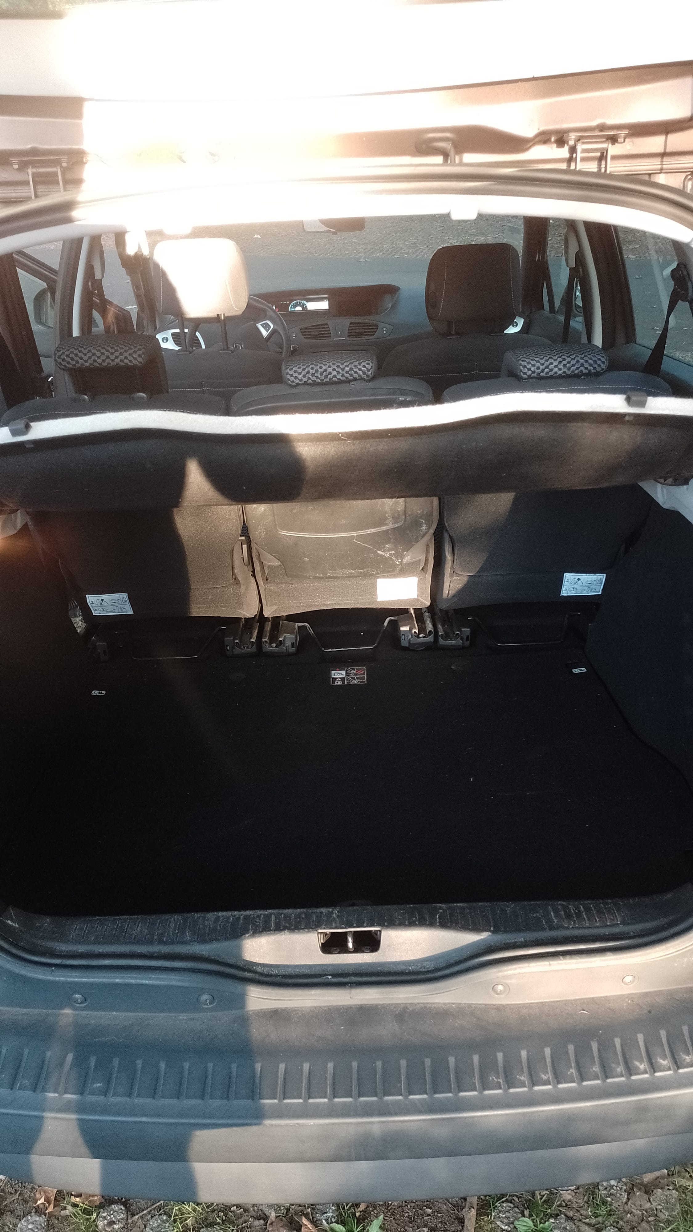 Renault Scenic avec Entrée audio / iPod