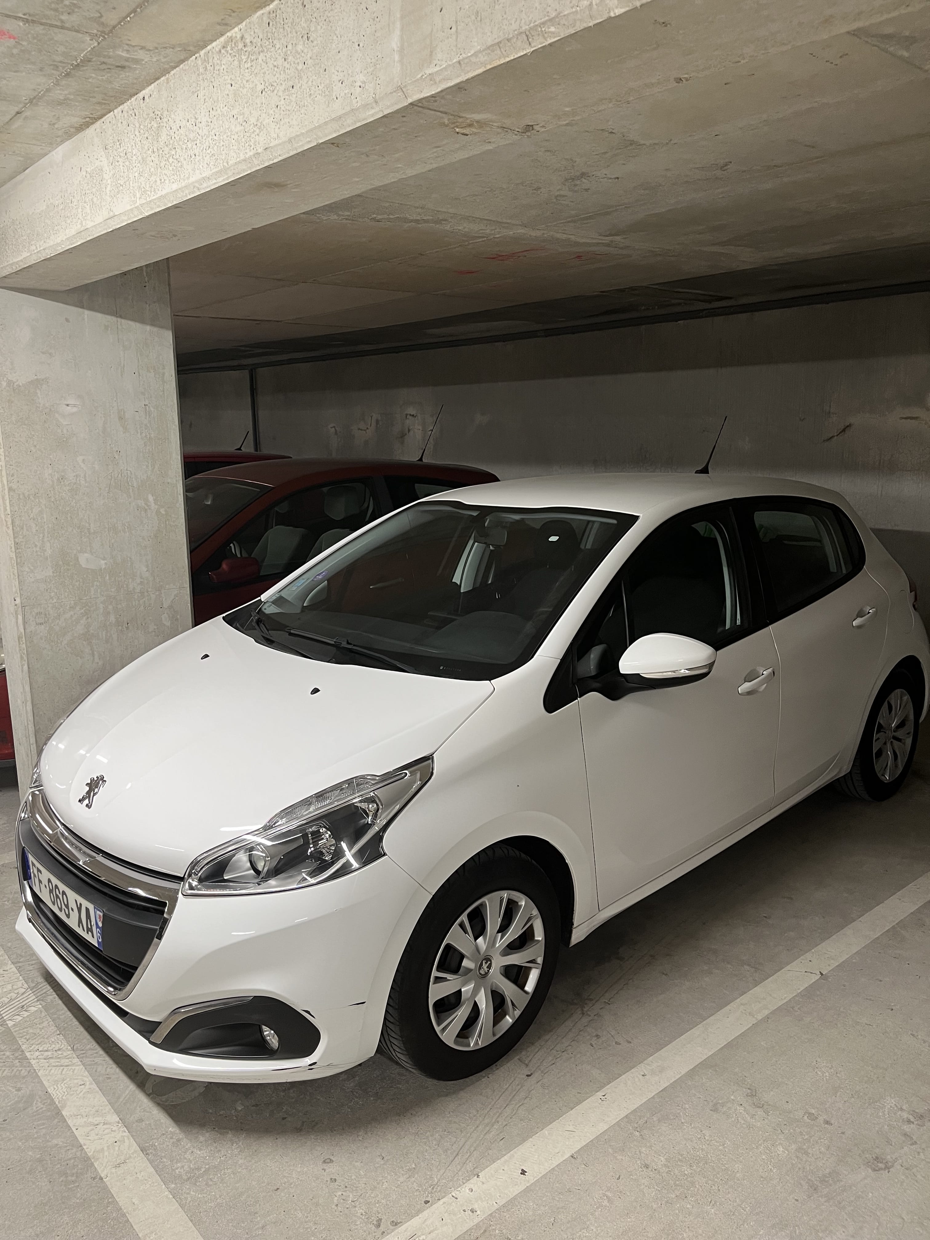 Peugeot 208, 2019, Essence 95