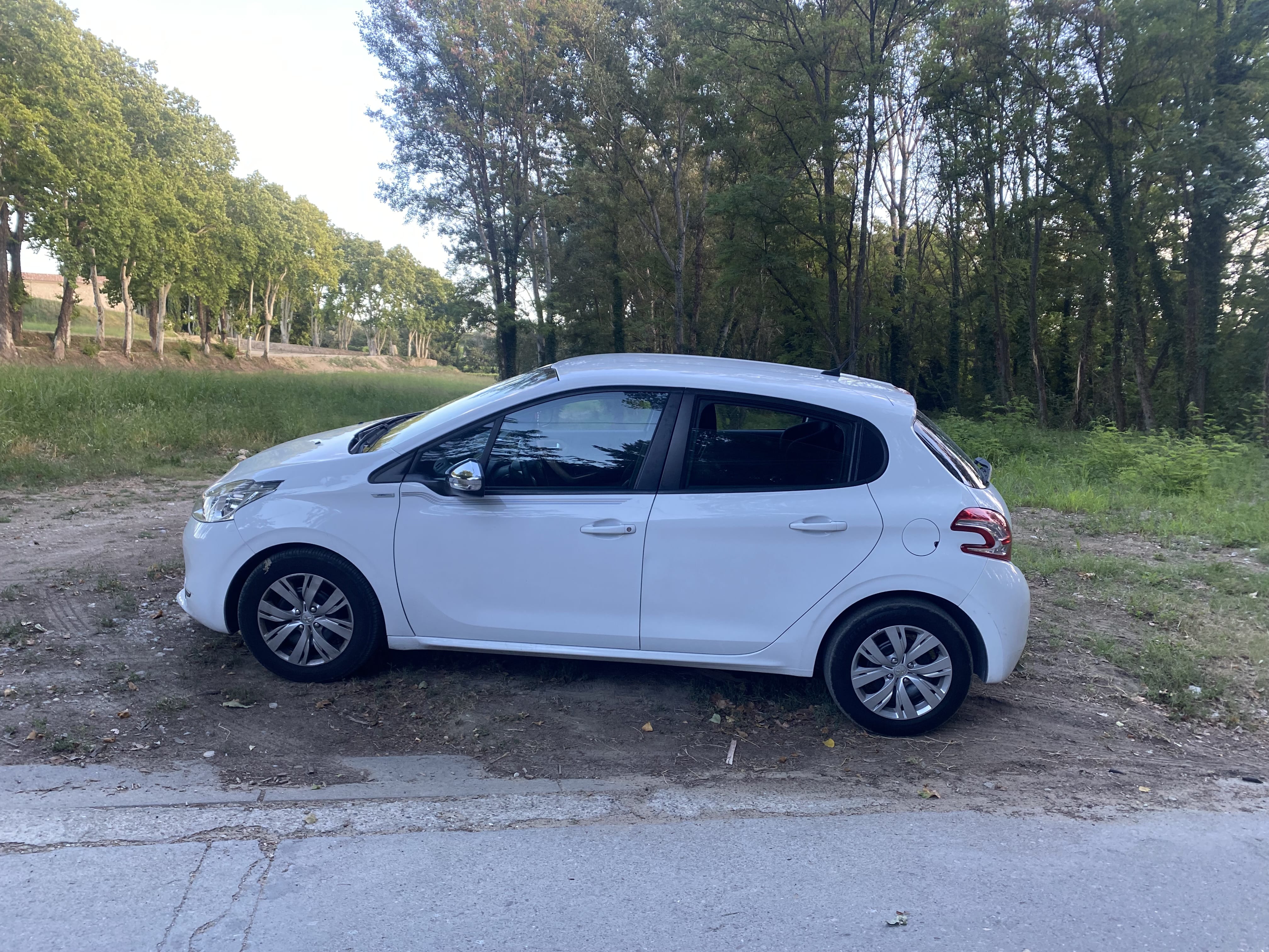 Peugeot 208 met GPS