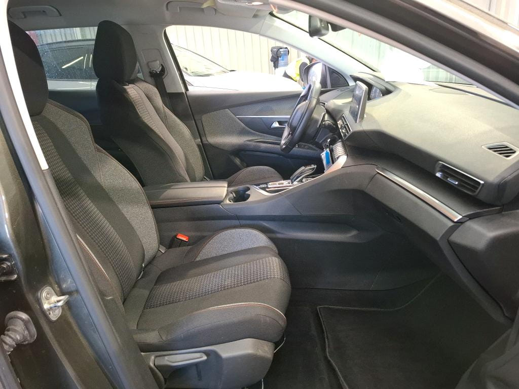 Peugeot 3008 avec GPS