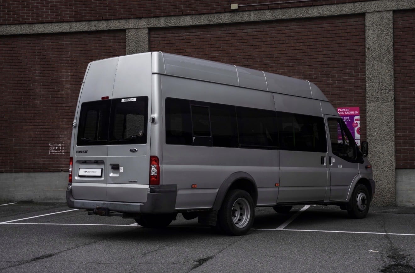 Ford Transit Passenger Van with Cruise control
