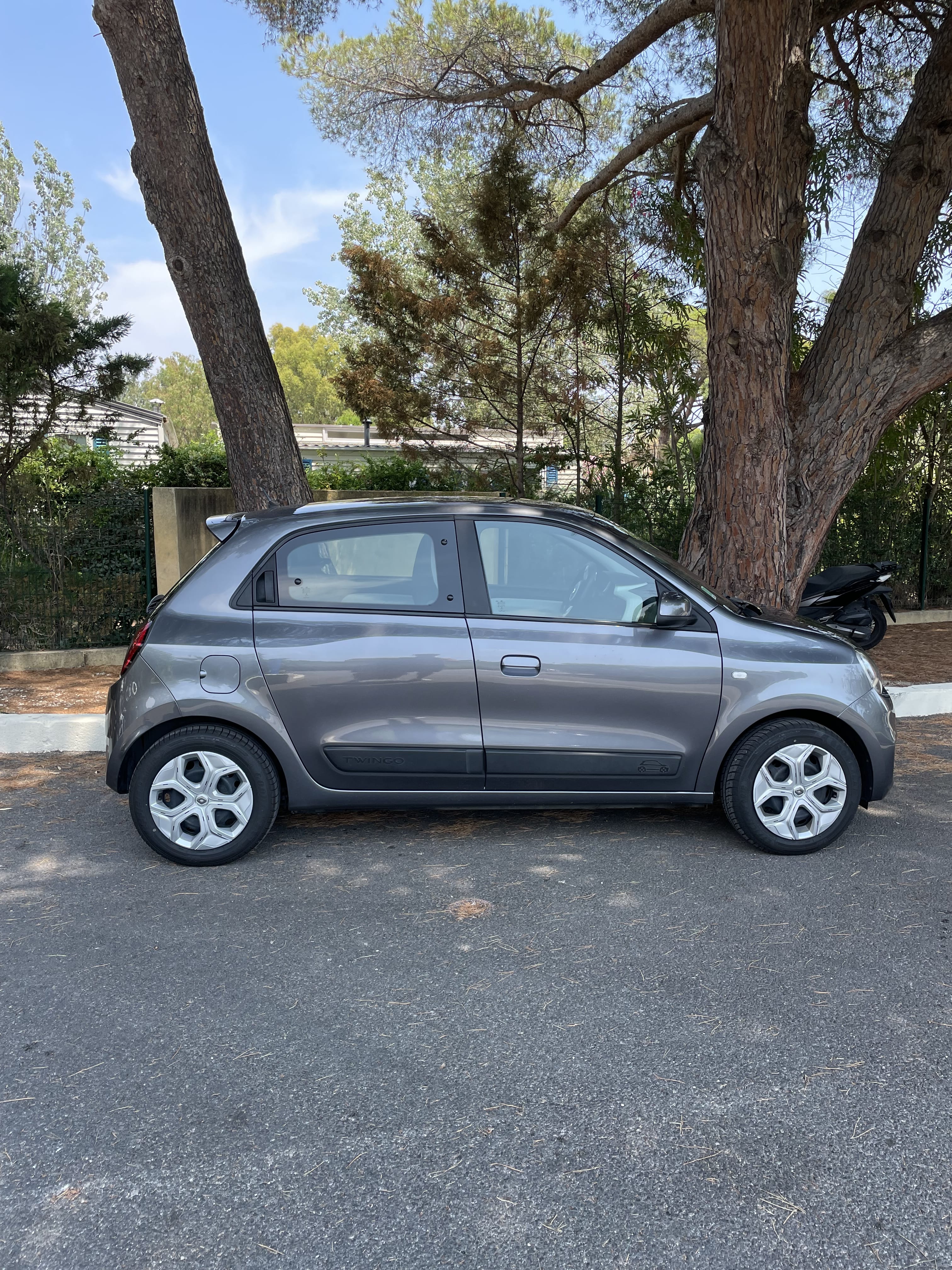 Renault Twingo III avec Climatisation