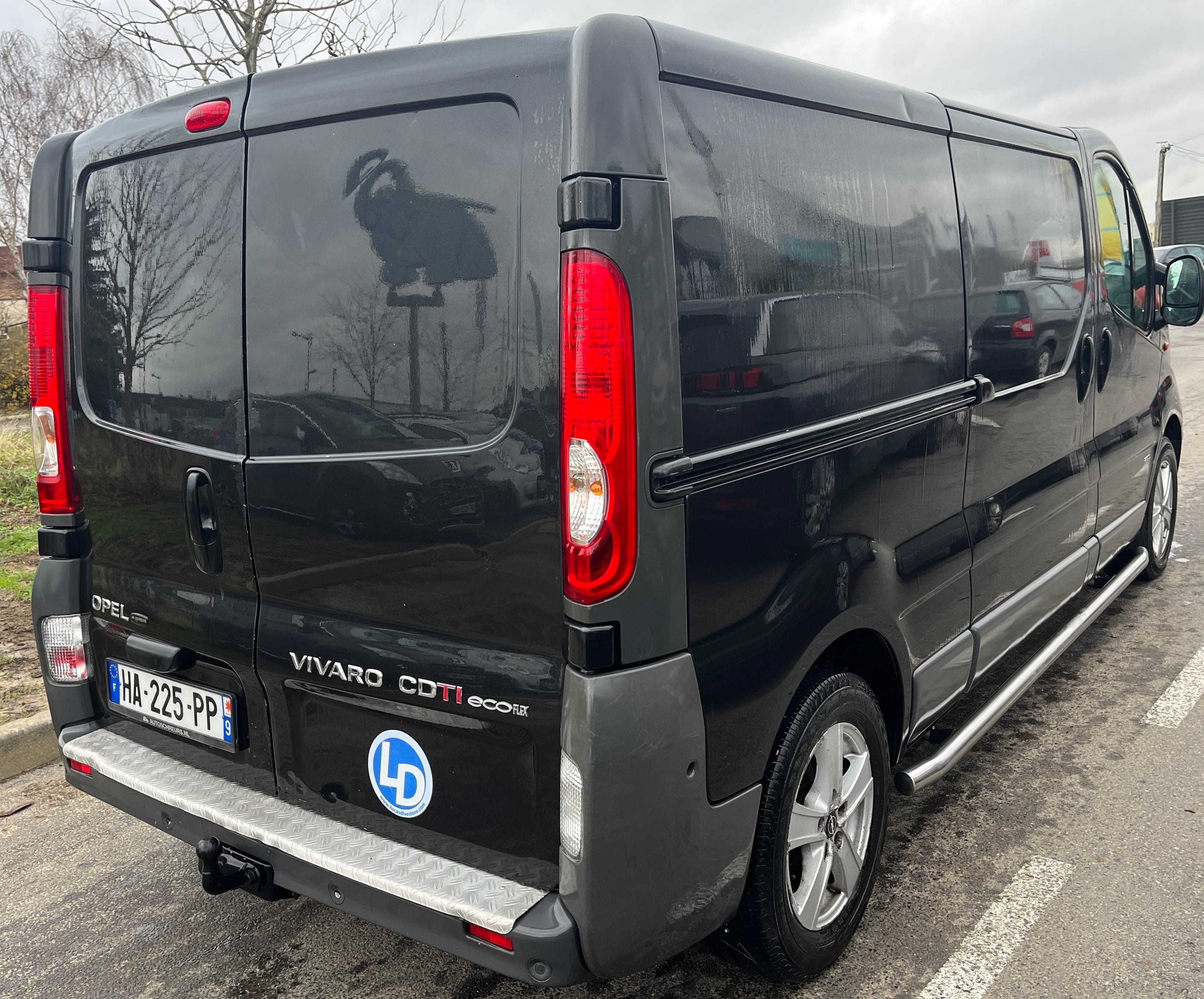 Opel Vivaro avec Audio Bluetooth