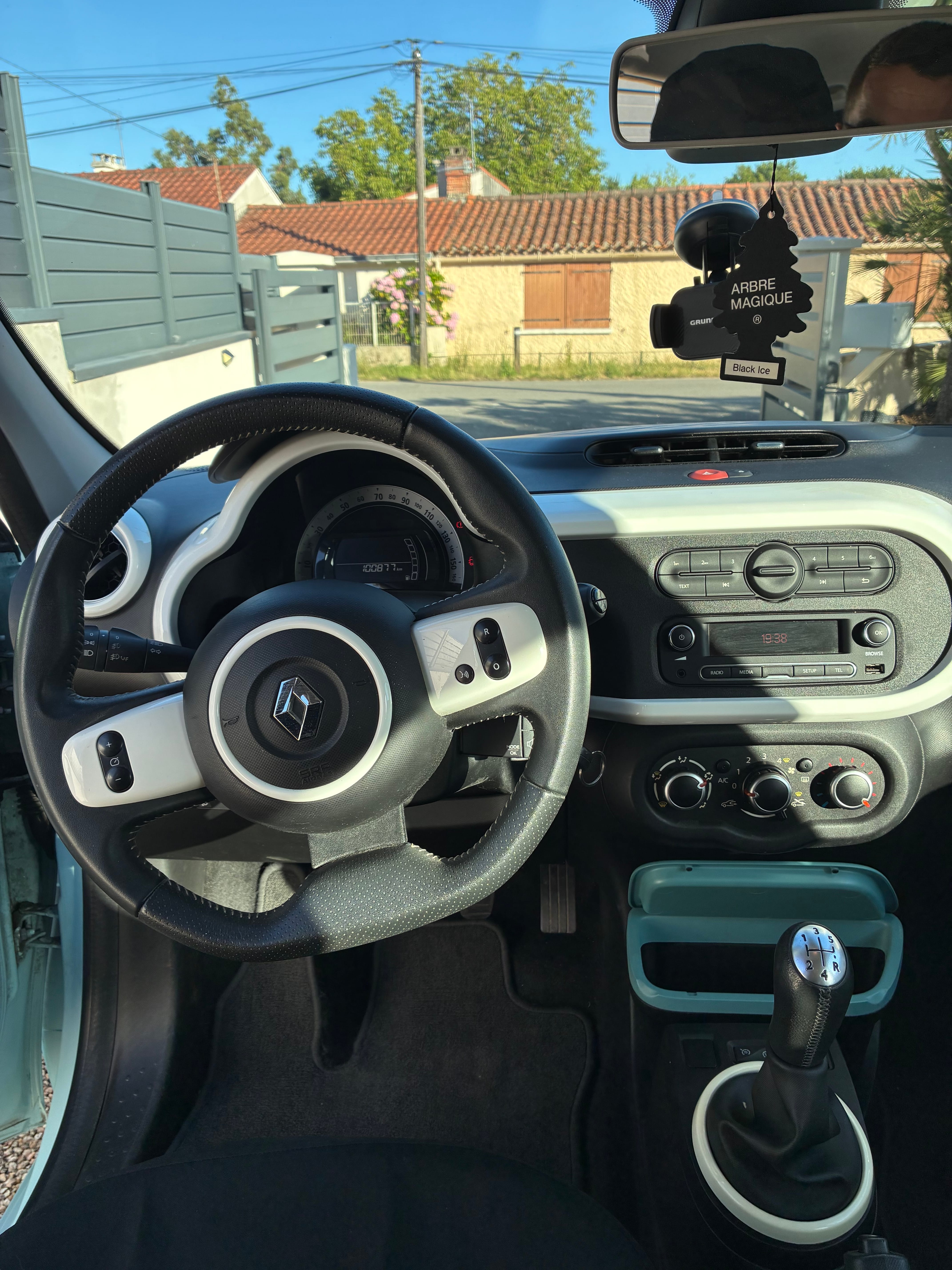 Renault Twingo avec Siège bébé