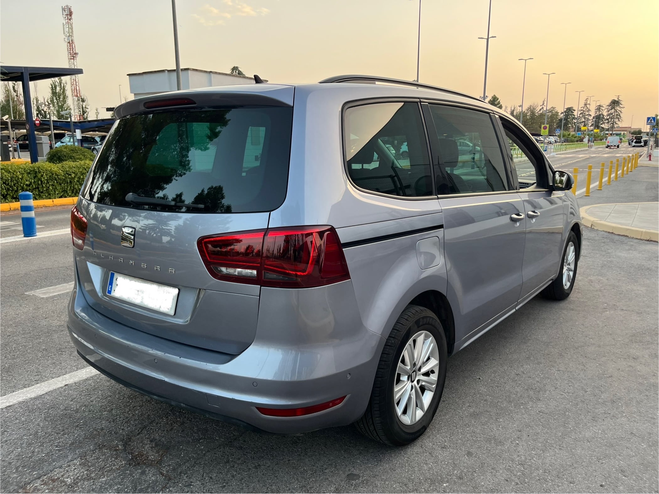 Seat Alhambra con Cámara de marcha atrás
