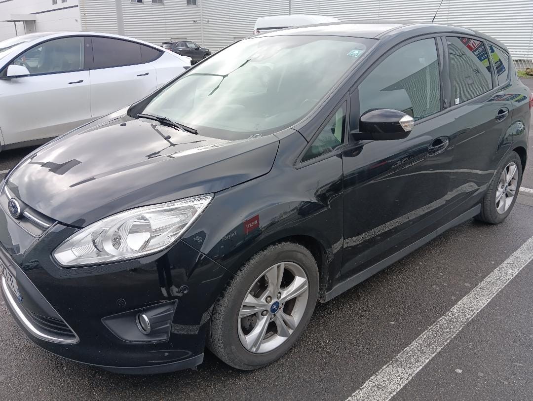 Ford C-Max Business avec Dashcam