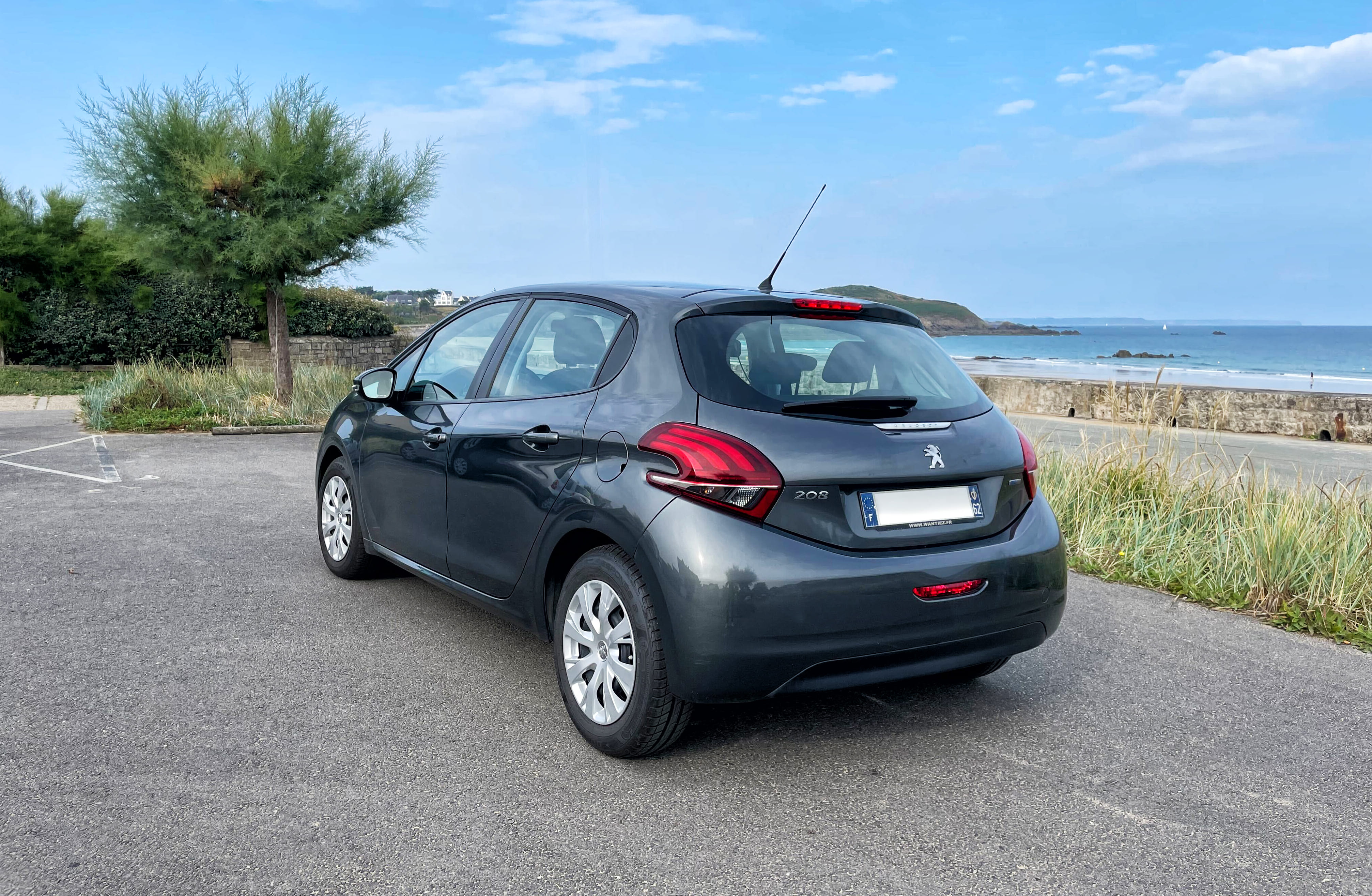 Peugeot 208 avec GPS