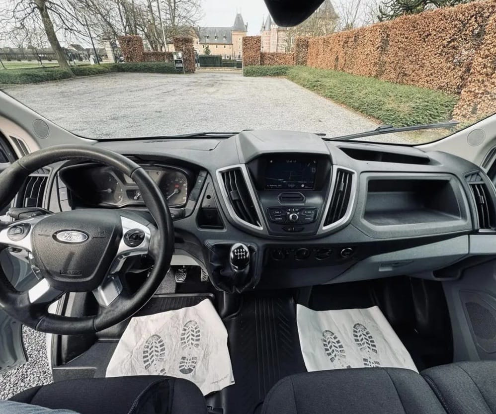 Ford Transit 250 (L3H2) 170ch long chassis | met Cruise control