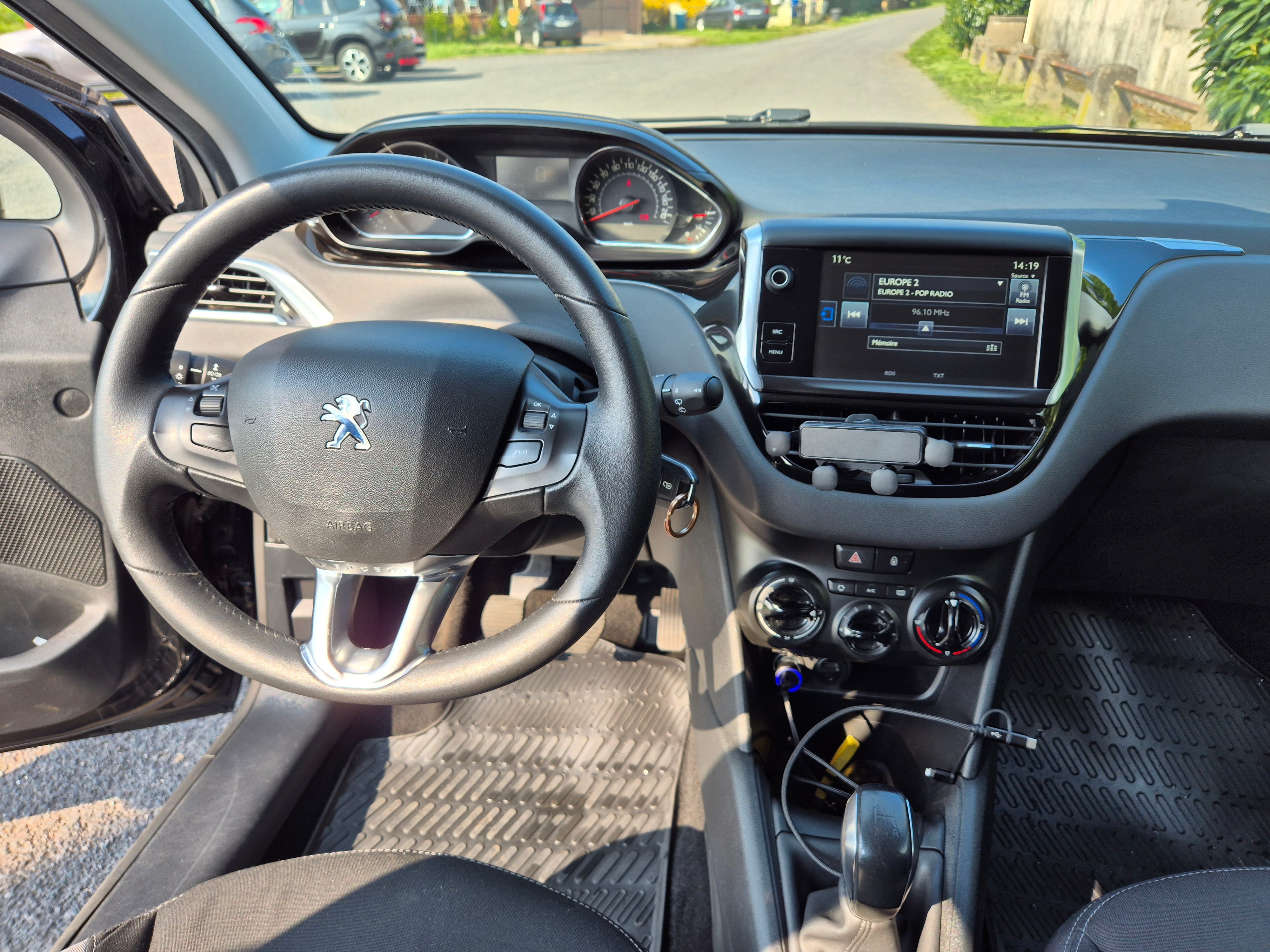 Peugeot 208 avec Régulateur de vitesse
