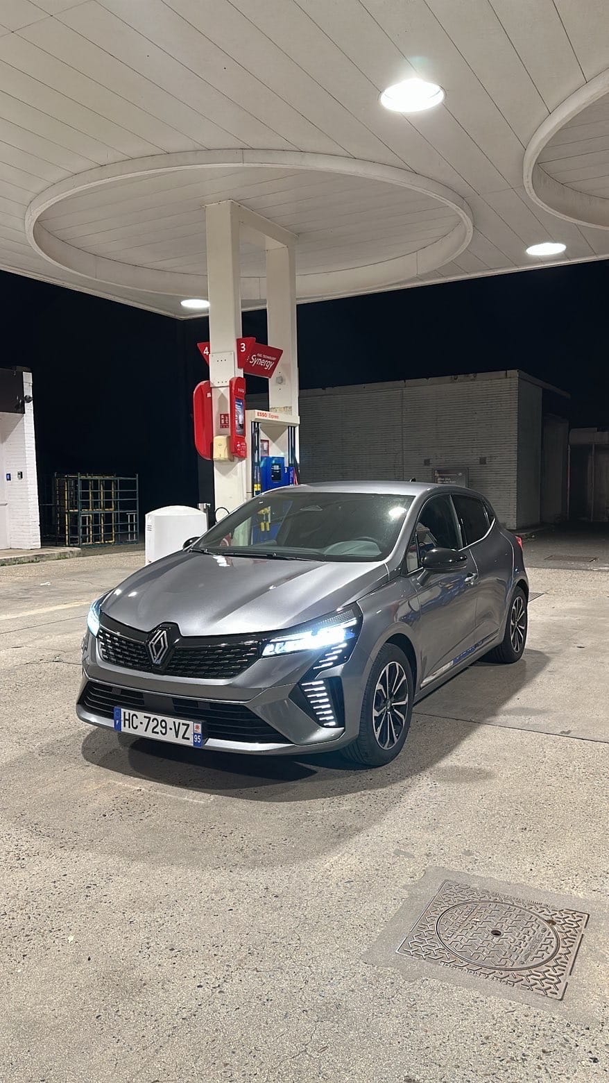 Renault Clio E-tech, 2025, Essence 95 / Électrique (hybride), automatique