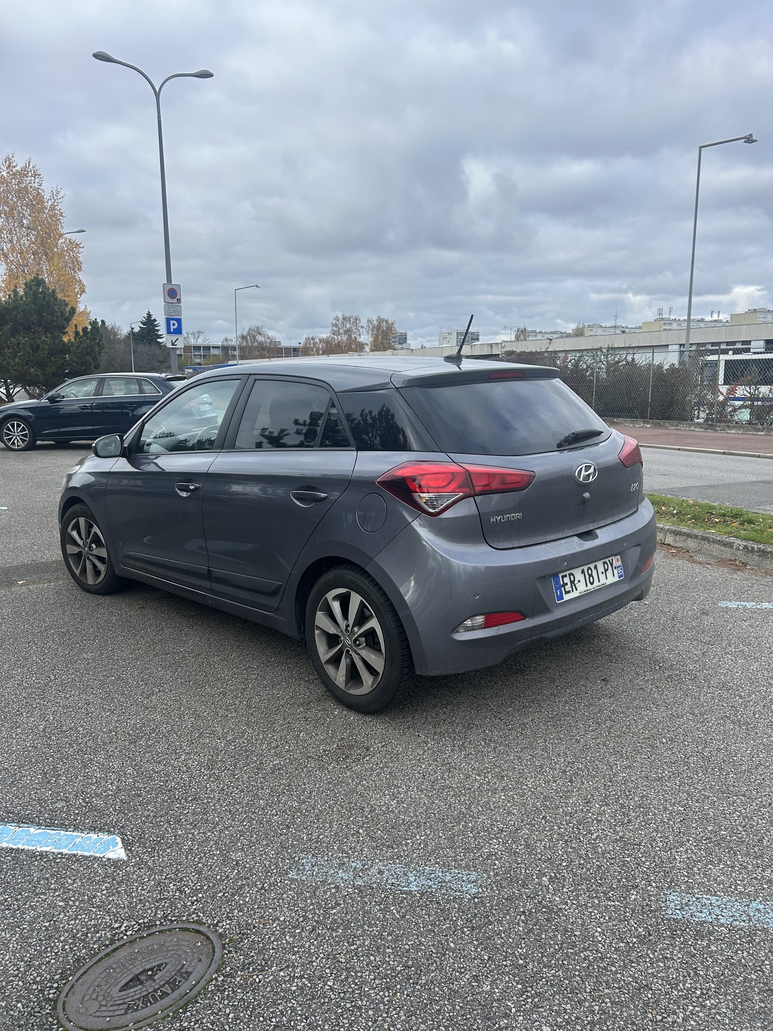 Hyundai i20 avec Climatisation