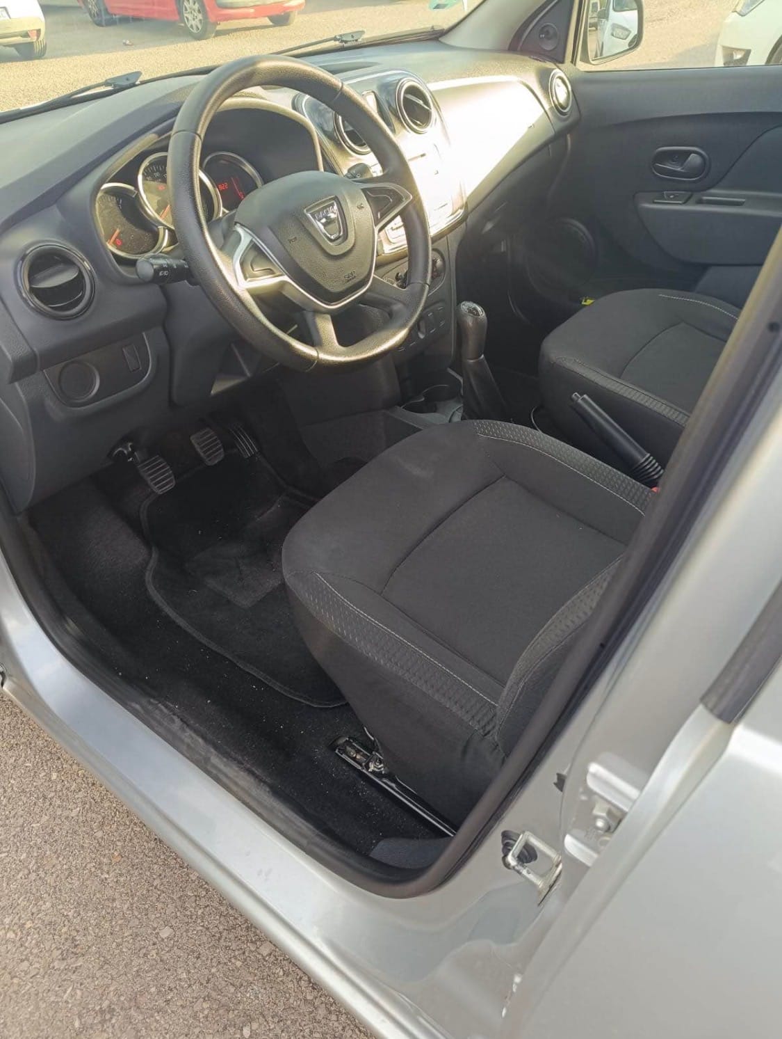 Dacia Sandero 1.0 con Cámara de marcha atrás