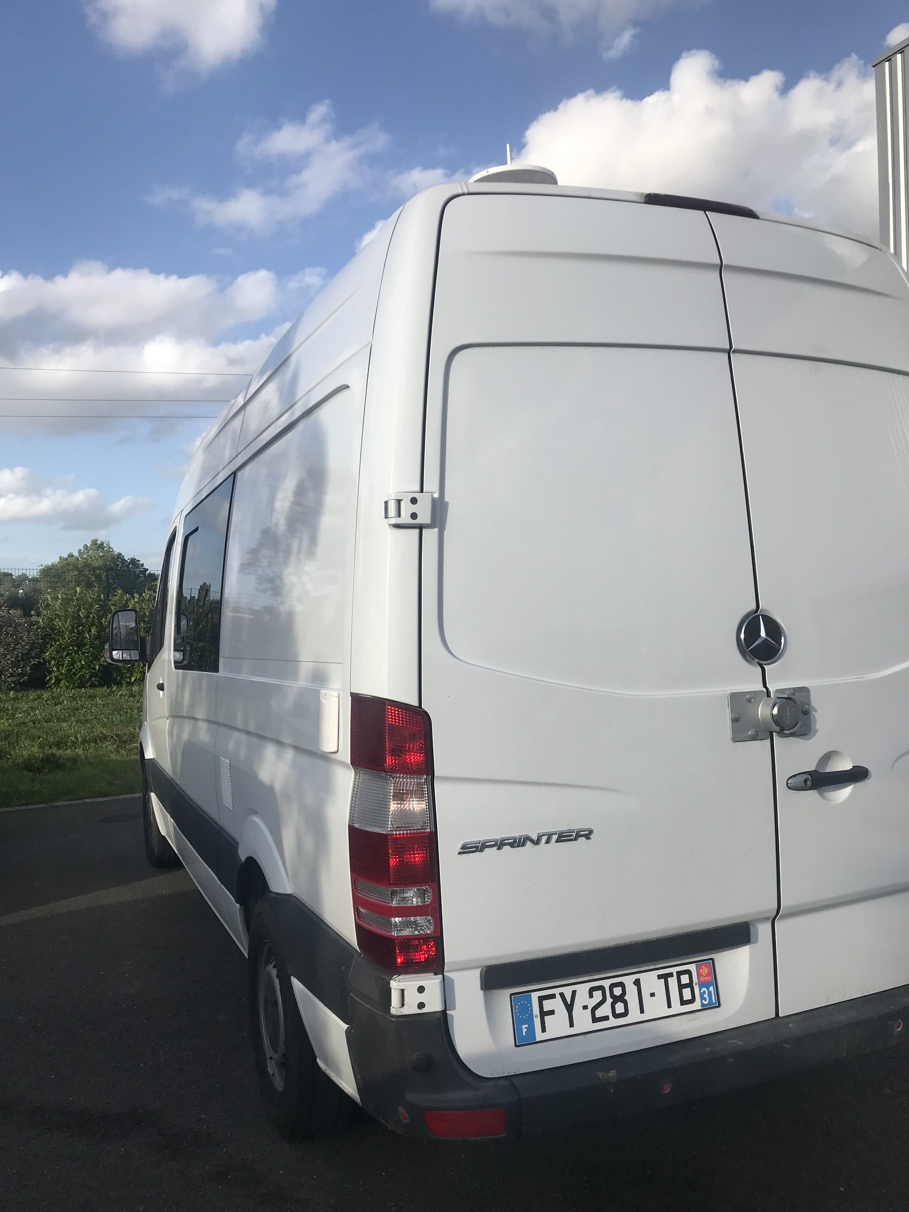 Mercedes Sprinter Van amenagé avec Climatisation