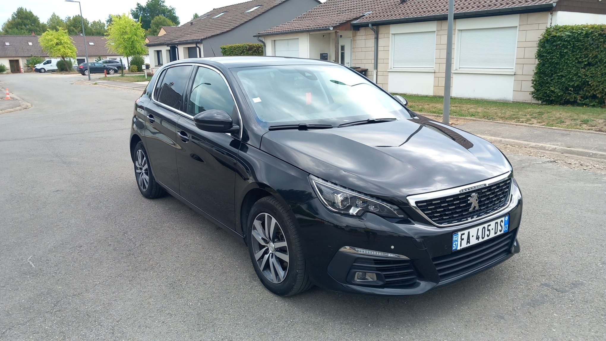 Peugeot 308, 2018, Diesel, automatique