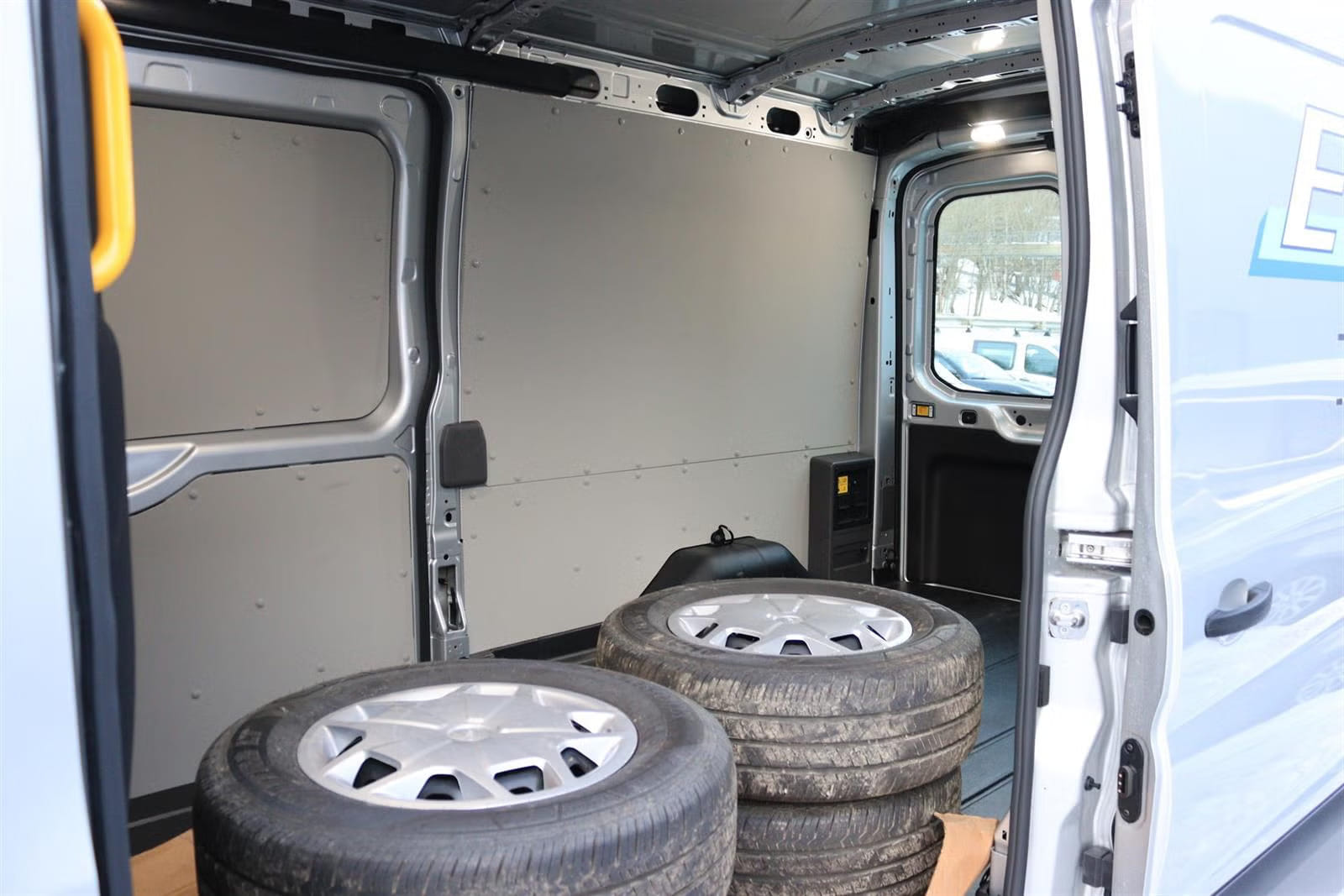 Ford E-Transit med Apple CarPlay