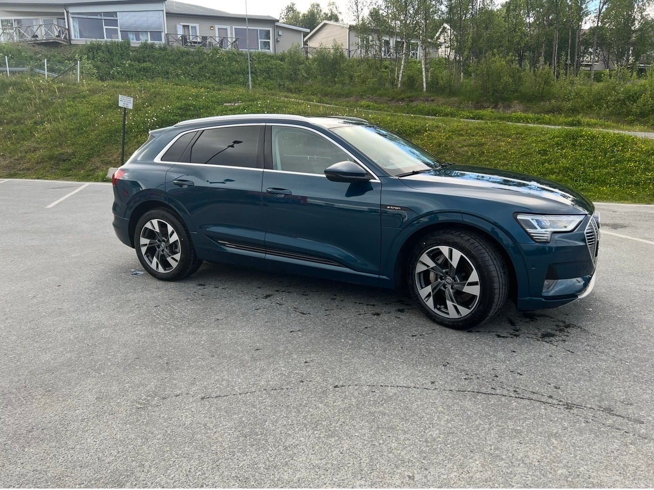 Audi e-tron med Ryggekamera