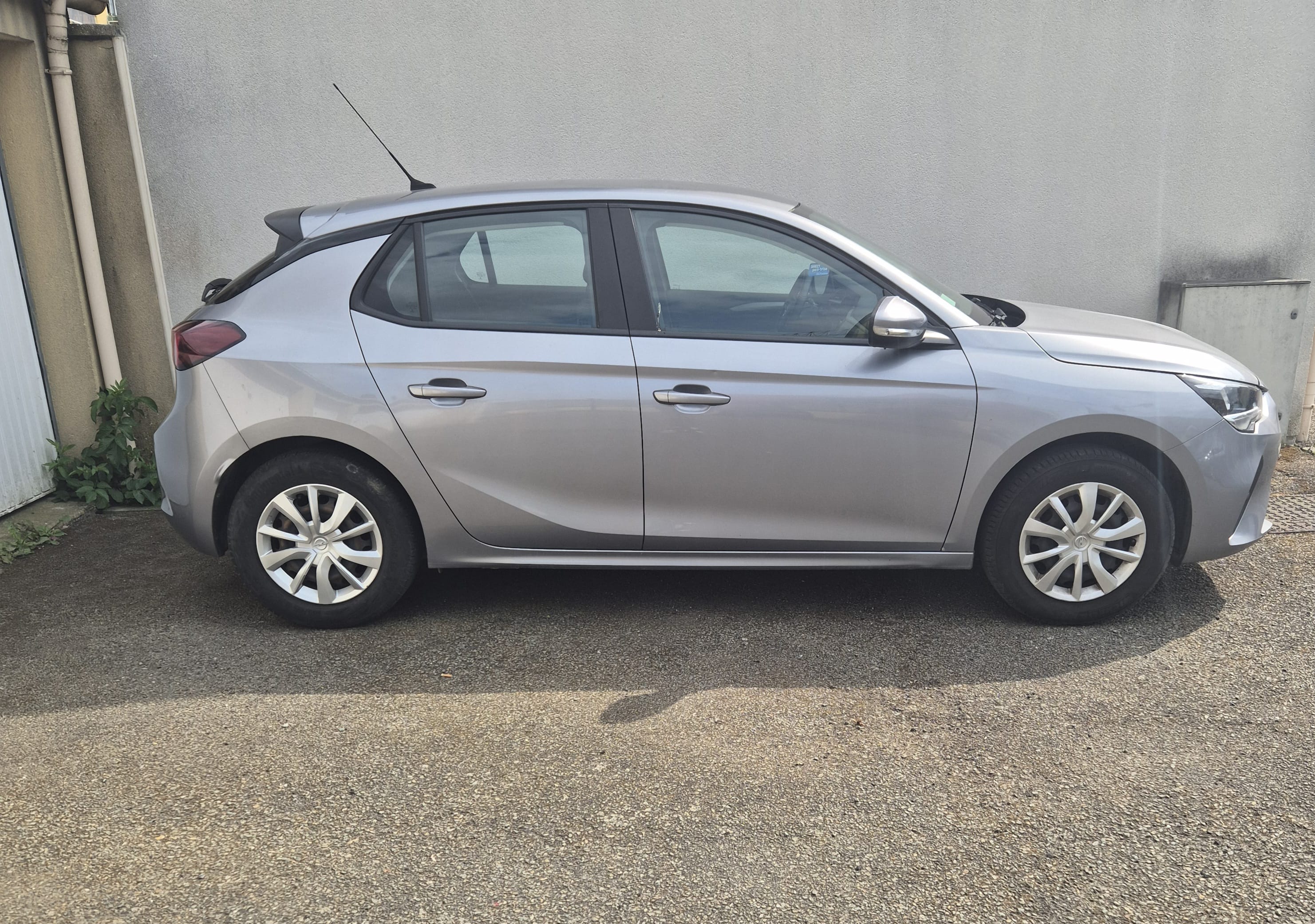 Opel Corsa avec Climatisation