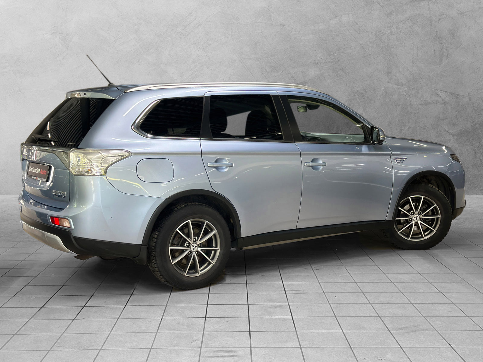 Mitsubishi Outlander PHEV MOTION med Aircondition