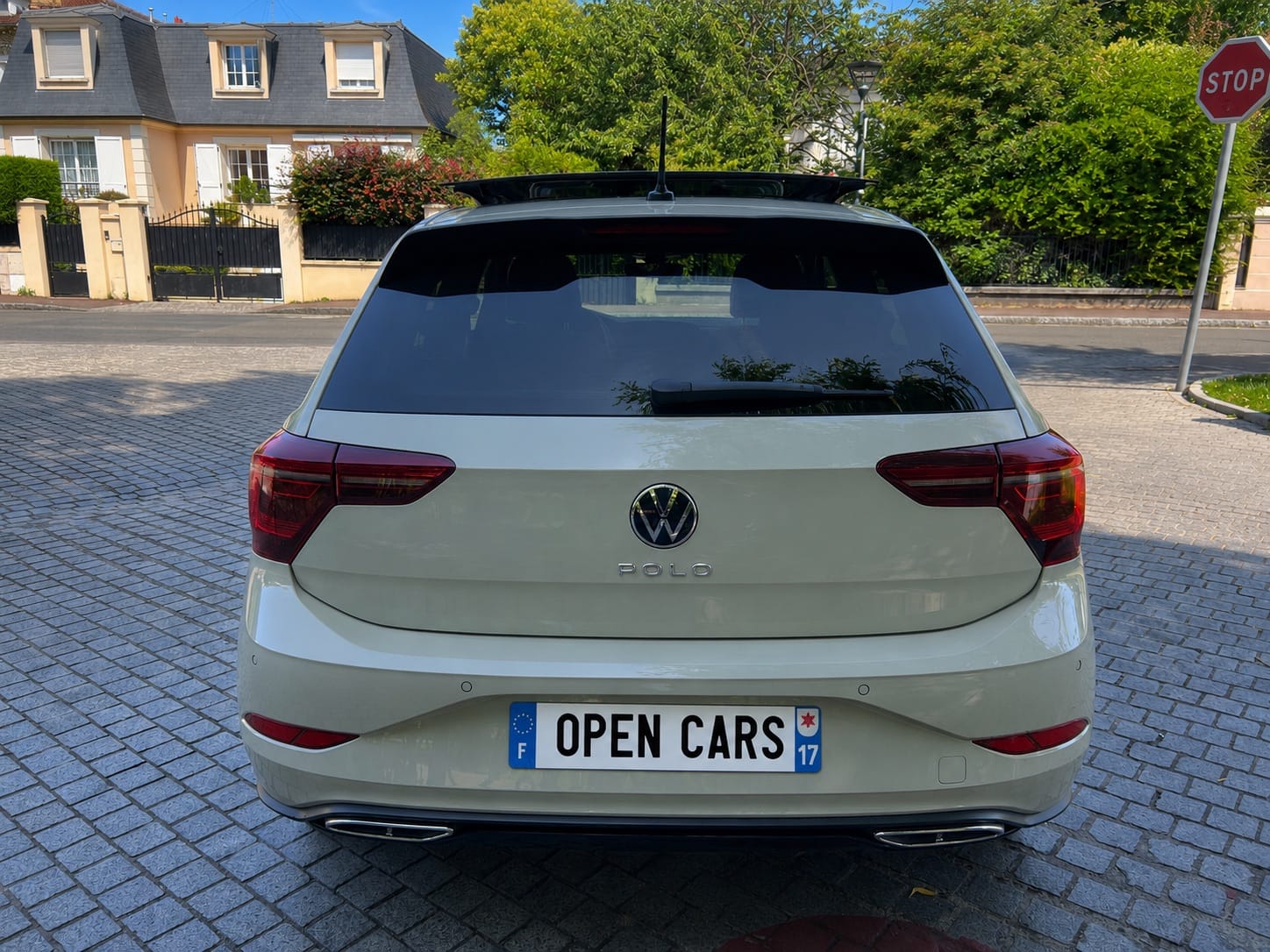 Volkswagen Polo R-LINE FULL avec Apple CarPlay