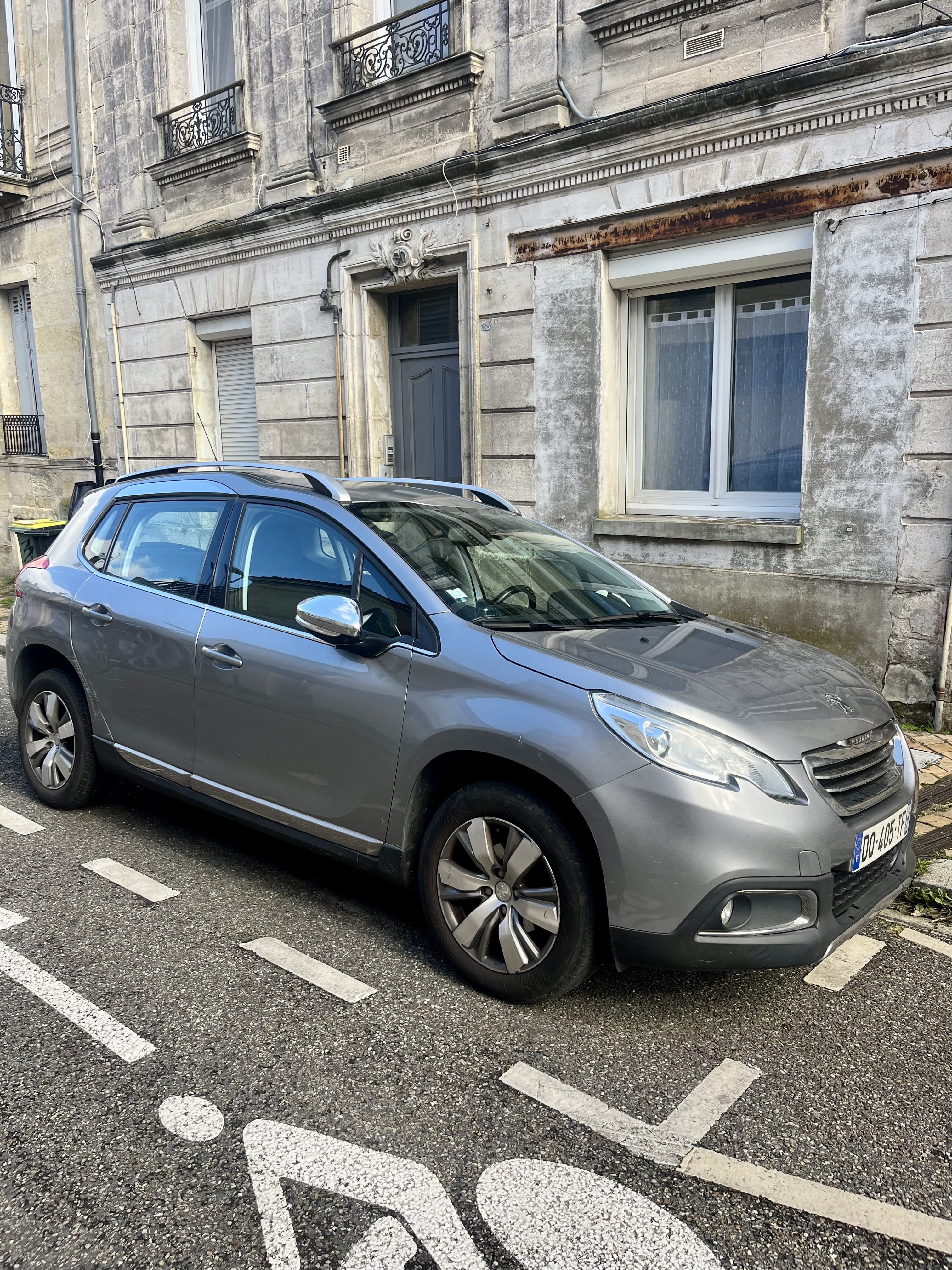 Peugeot 2008, 2015, Essence 95